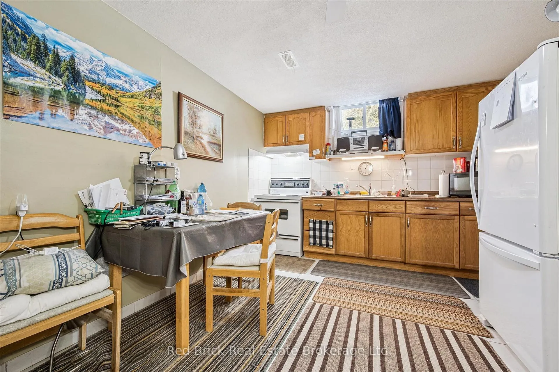 Photo 21 of 11 Moss Place, Guelph, Kortright West — HOMEH