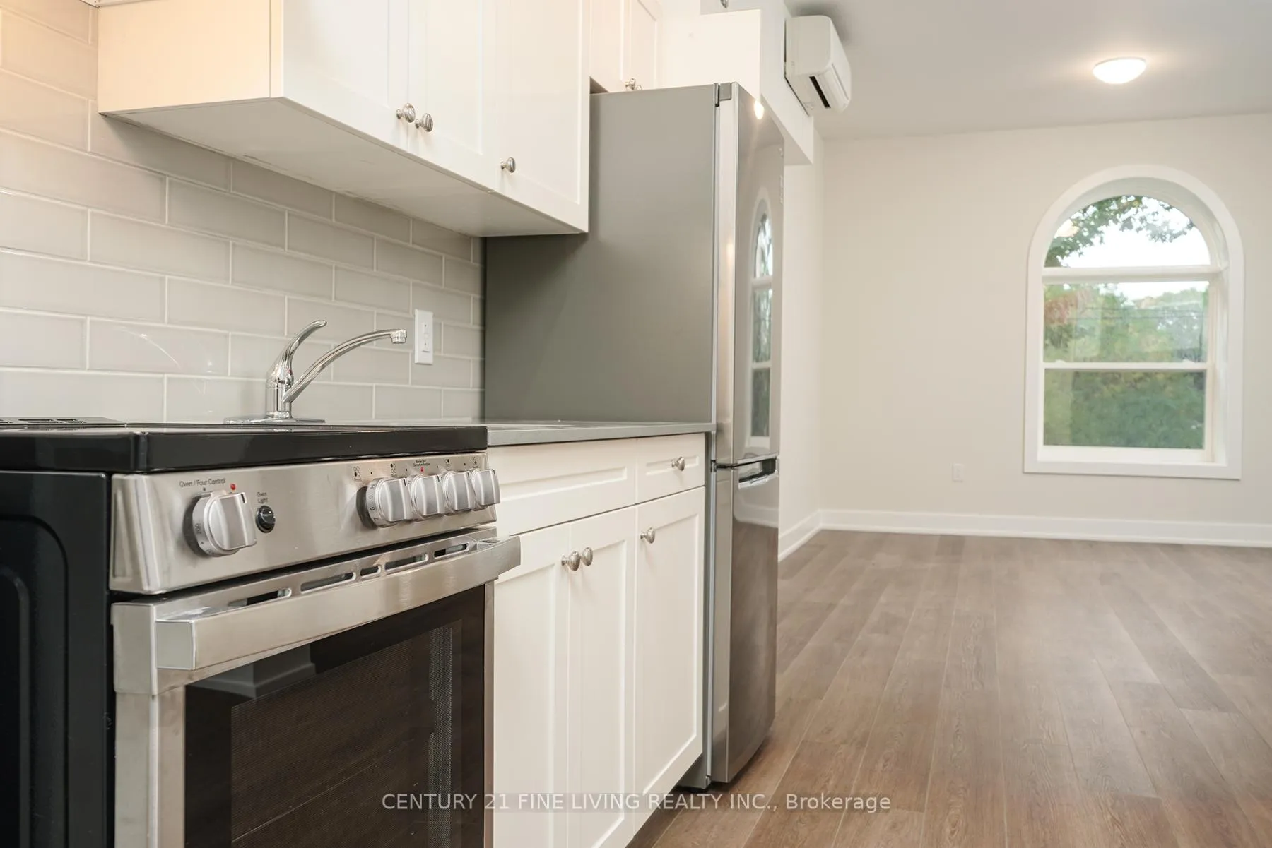 Photo 7 of Unit 101, 1614 Ridge Road E, Oro-Medonte, Hawkestone — HOMEH
