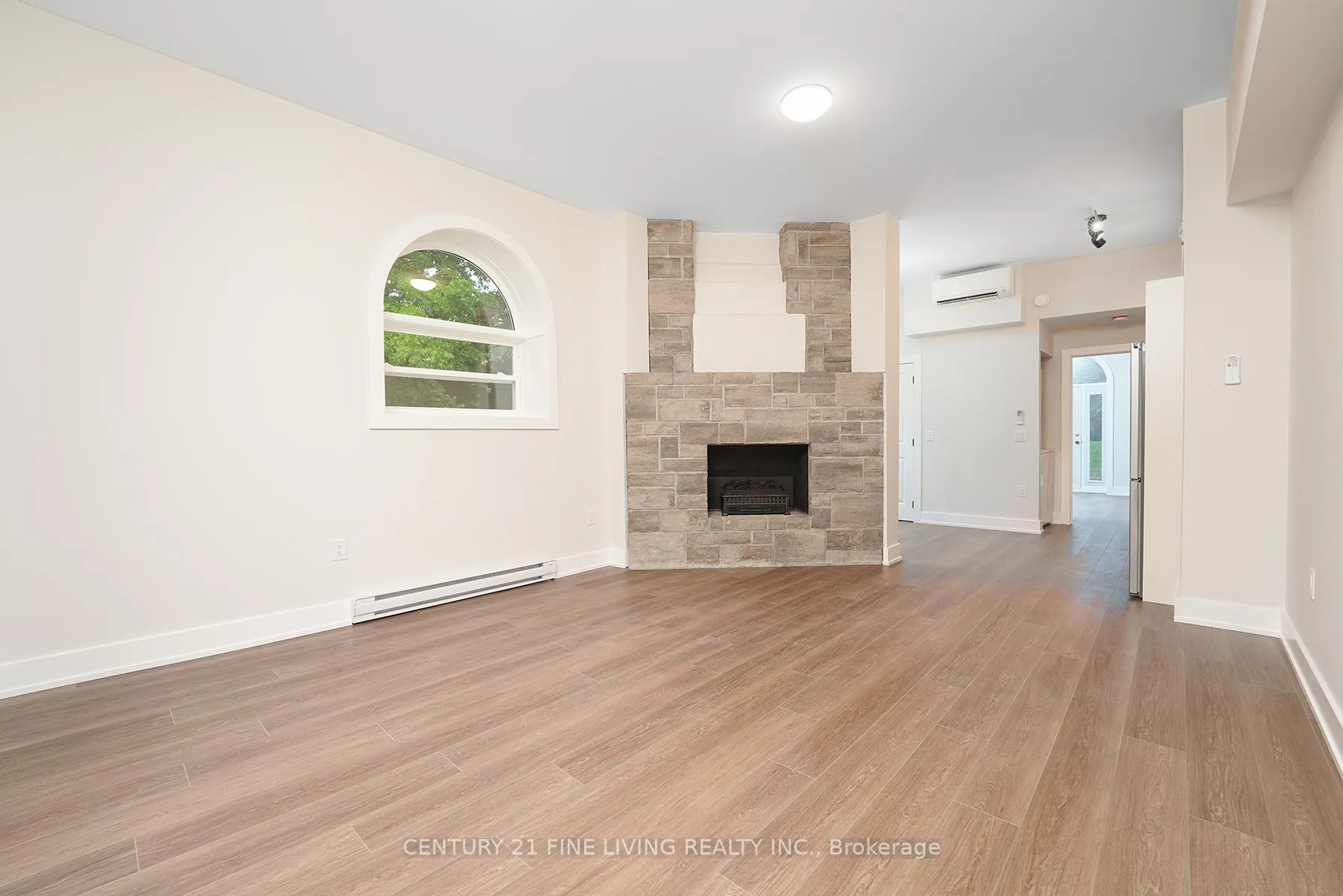 Photo 10 of Unit 101, 1614 Ridge Road E, Oro-Medonte, Hawkestone — HOMEH