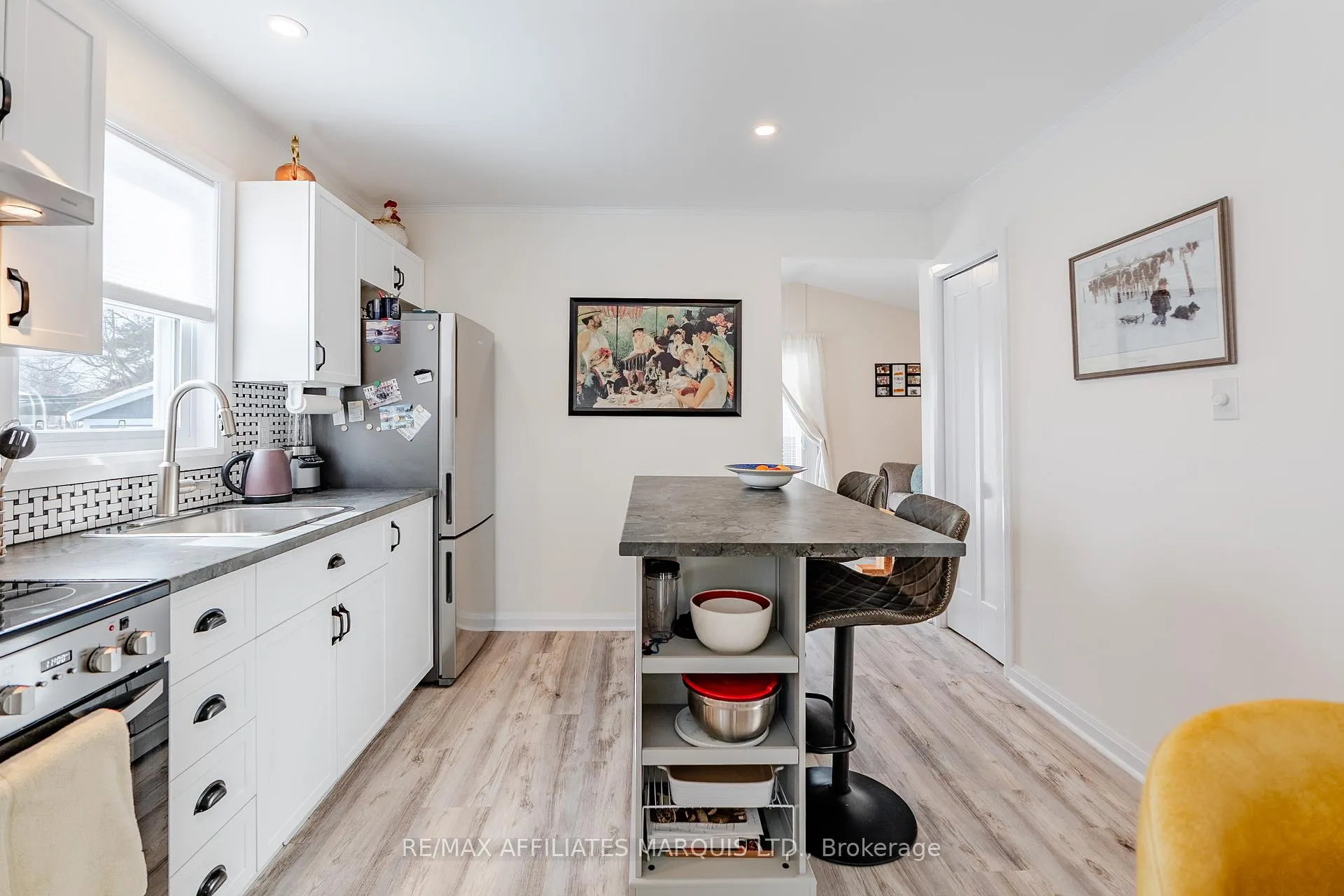 Photo 10 of 1234 Notre Dame Street, Cornwall — HOMEH