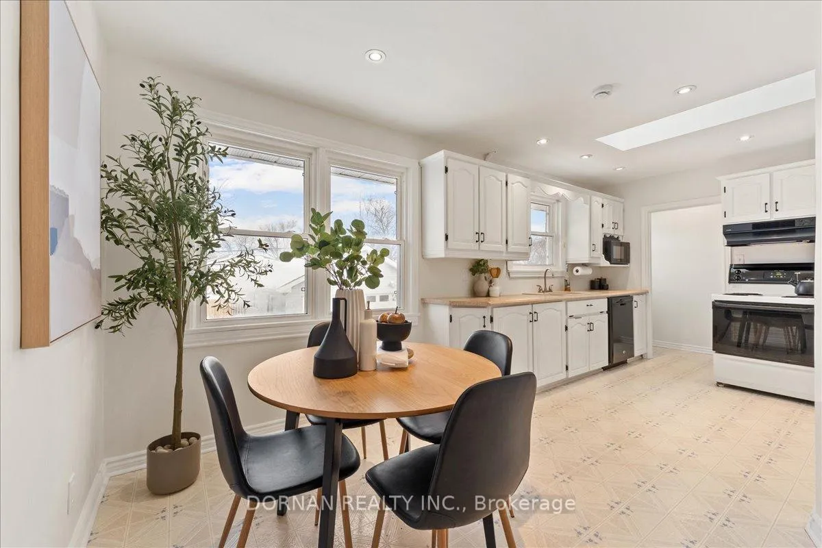 Photo 12 of 467 Fernhill Boulevard, Oshawa, McLaughlin — HOMEH