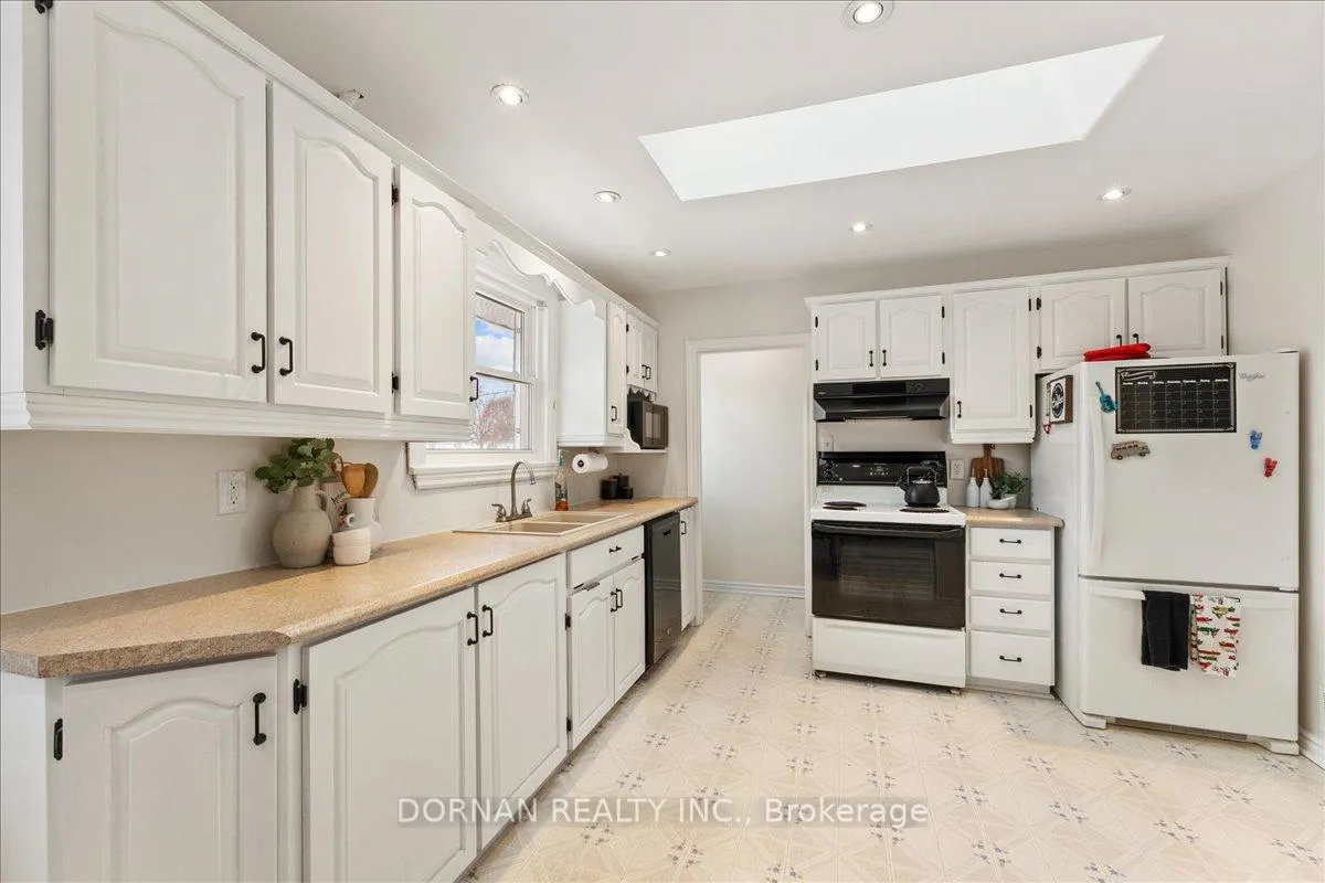Photo 14 of 467 Fernhill Boulevard, Oshawa, McLaughlin — HOMEH
