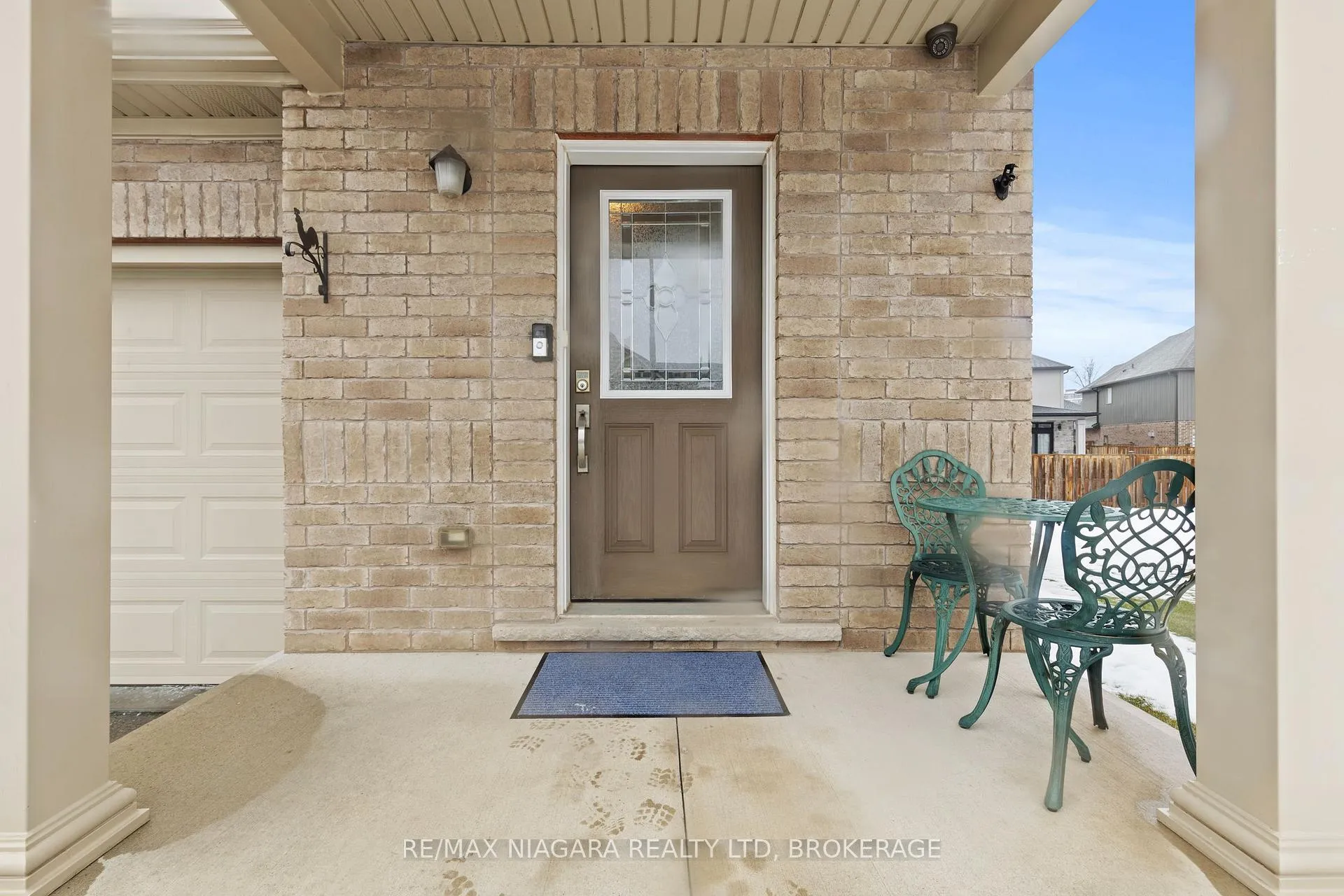 Photo 2 of 7728 Shaw Street, Niagara Falls, Oldfield — HOMEH