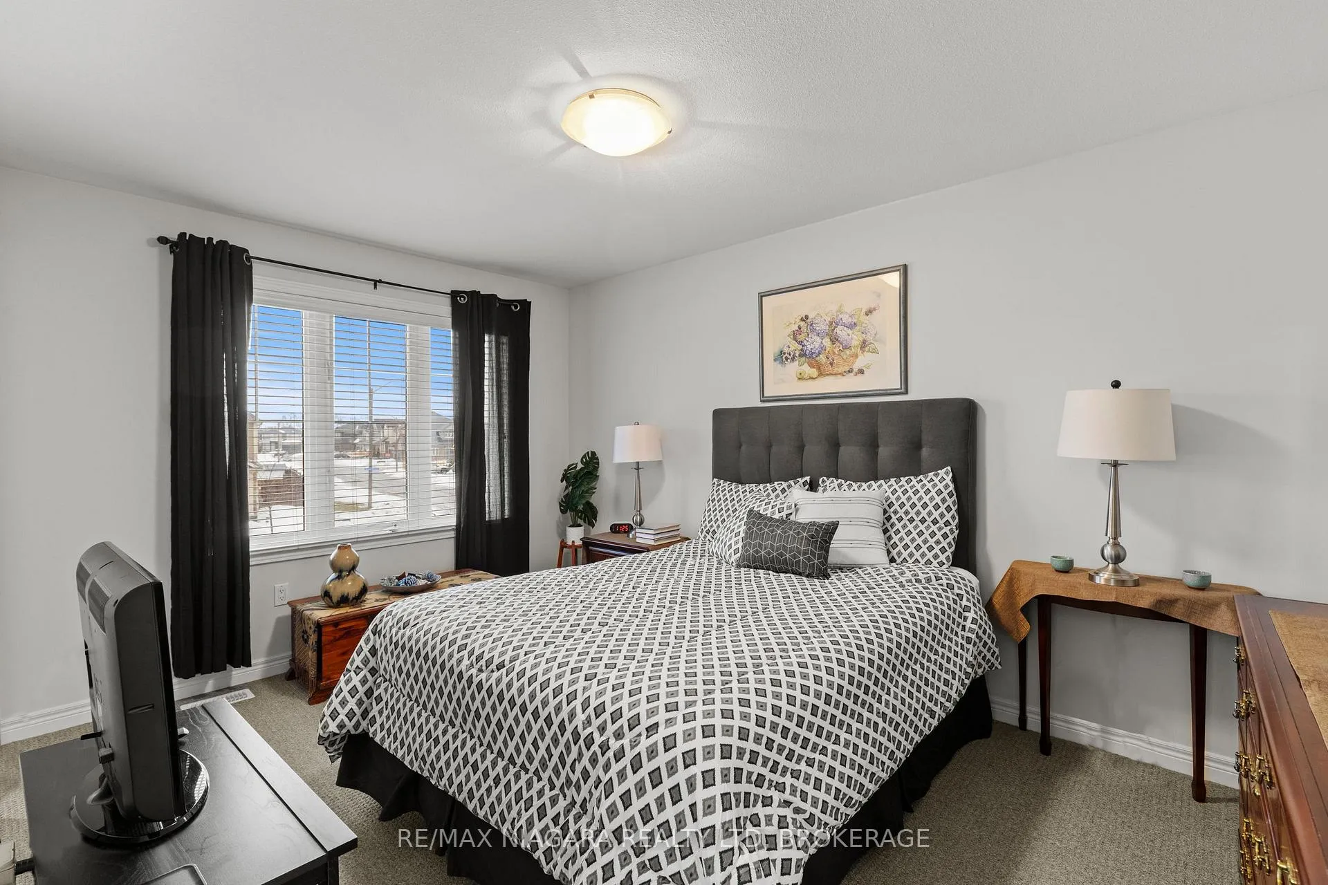 Photo 16 of 7728 Shaw Street, Niagara Falls, Oldfield — HOMEH