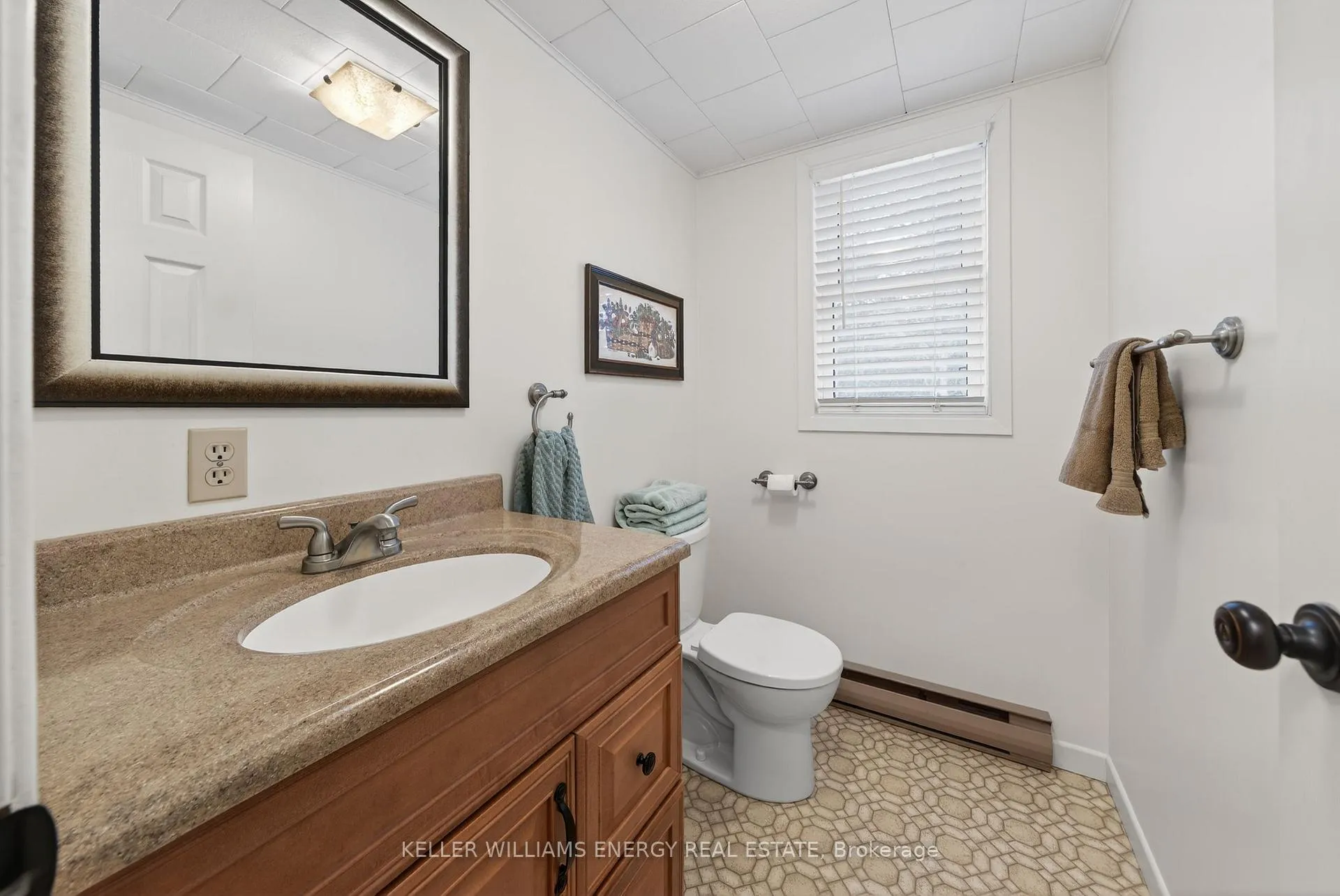 Photo 20 of 108 Dutch Road, Prince Edward County, Hillier Ward — HOMEH