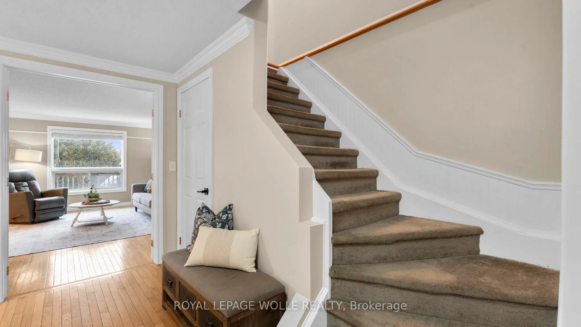 Photo 7 of 75 Dawn Ridge Drive, Kitchener — HOMEH