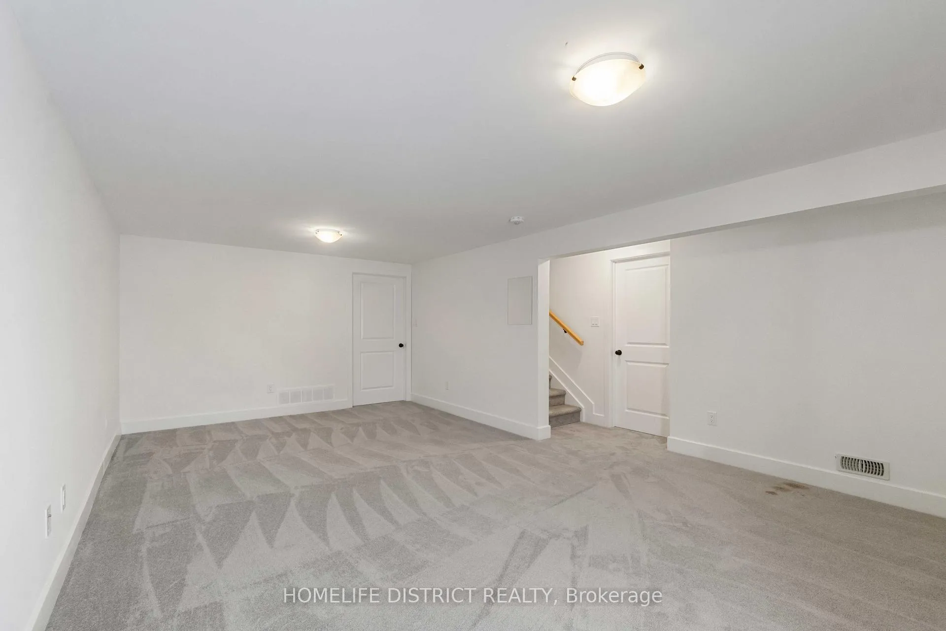 Photo 14 of 58 Whitcomb Crescent, Smiths Falls — HOMEH