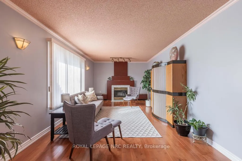 Photo 16 of 83 First Street Louth, St. Catharines, Grapeview — HOMEH