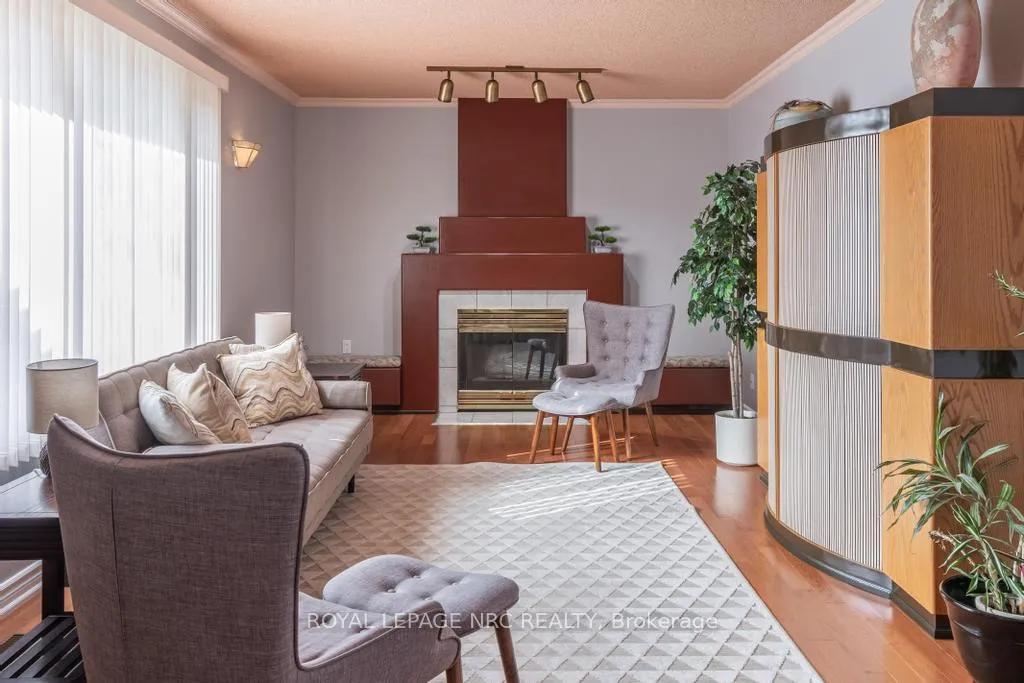 Photo 17 of 83 First Street Louth, St. Catharines, Grapeview — HOMEH