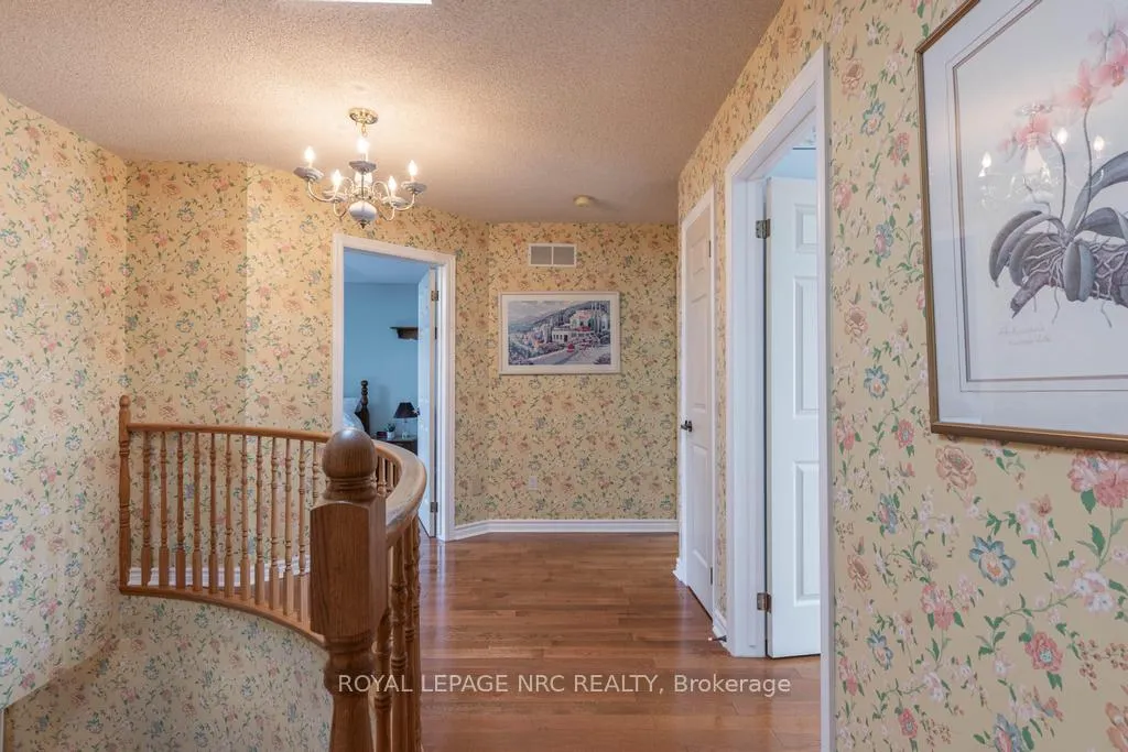 Photo 22 of 83 First Street Louth, St. Catharines, Grapeview — HOMEH