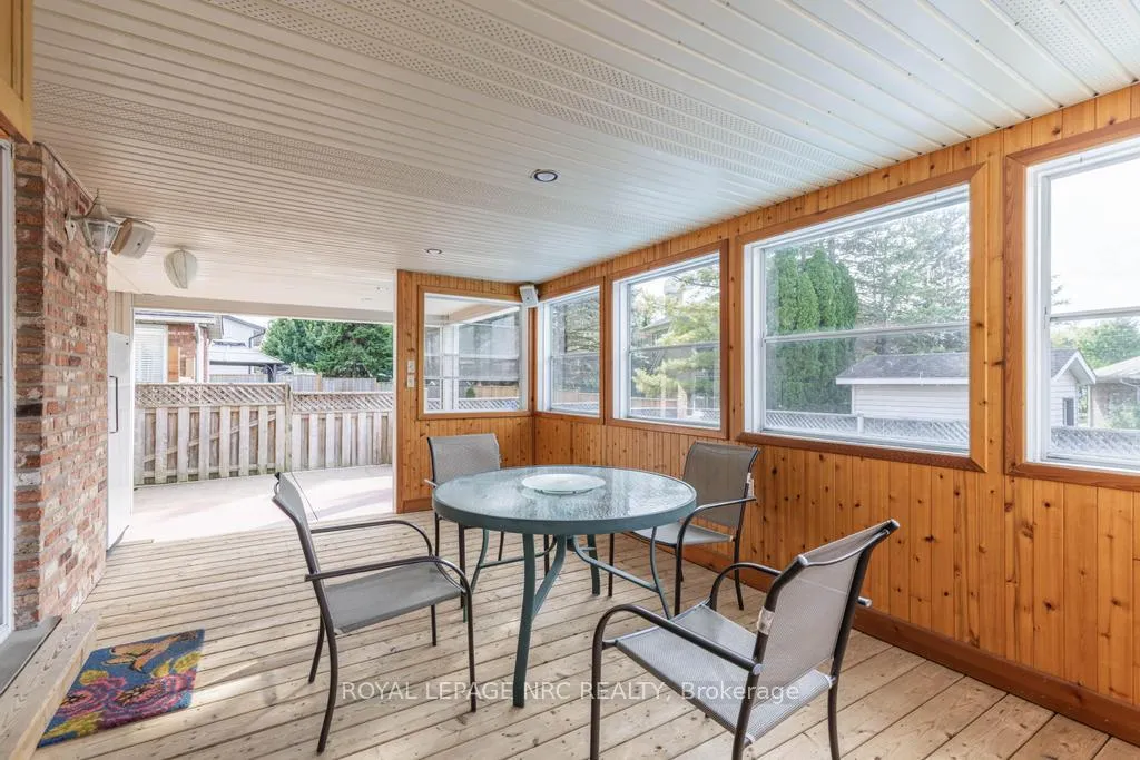 Photo 32 of 83 First Street Louth, St. Catharines, Grapeview — HOMEH