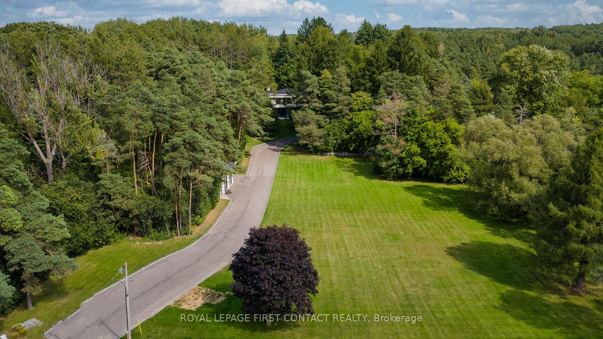 Photo 6 of 15075 Jane Street, King, Rural King — HOMEH