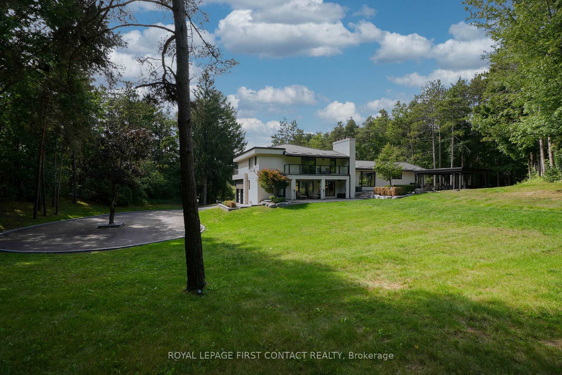 Photo 38 of 15075 Jane Street, King, Rural King — HOMEH
