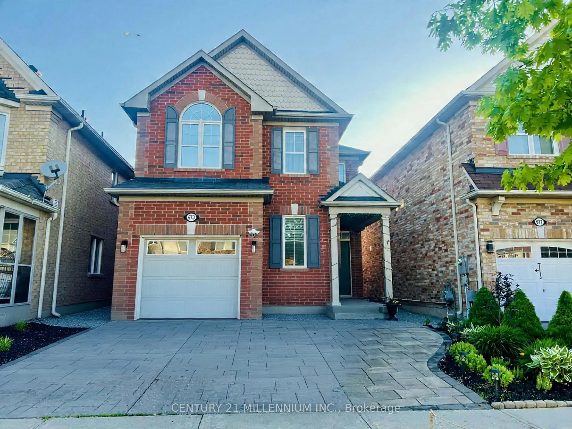 Photo 1 of 973 Asleton Boulevard, Milton, Willmott — HOMEH