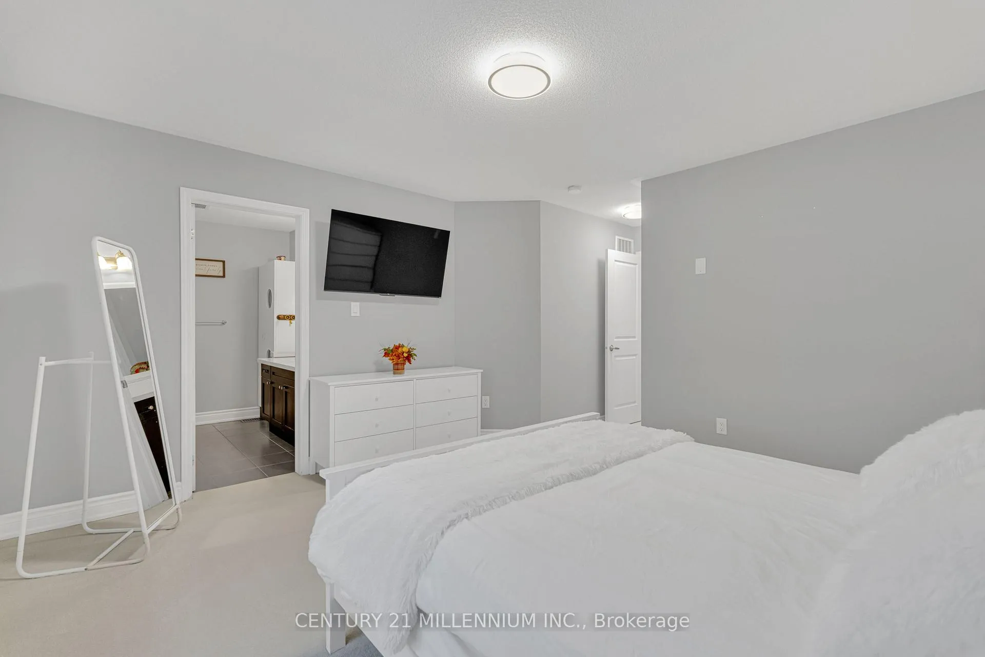 Photo 28 of 973 Asleton Boulevard, Milton, Willmott — HOMEH