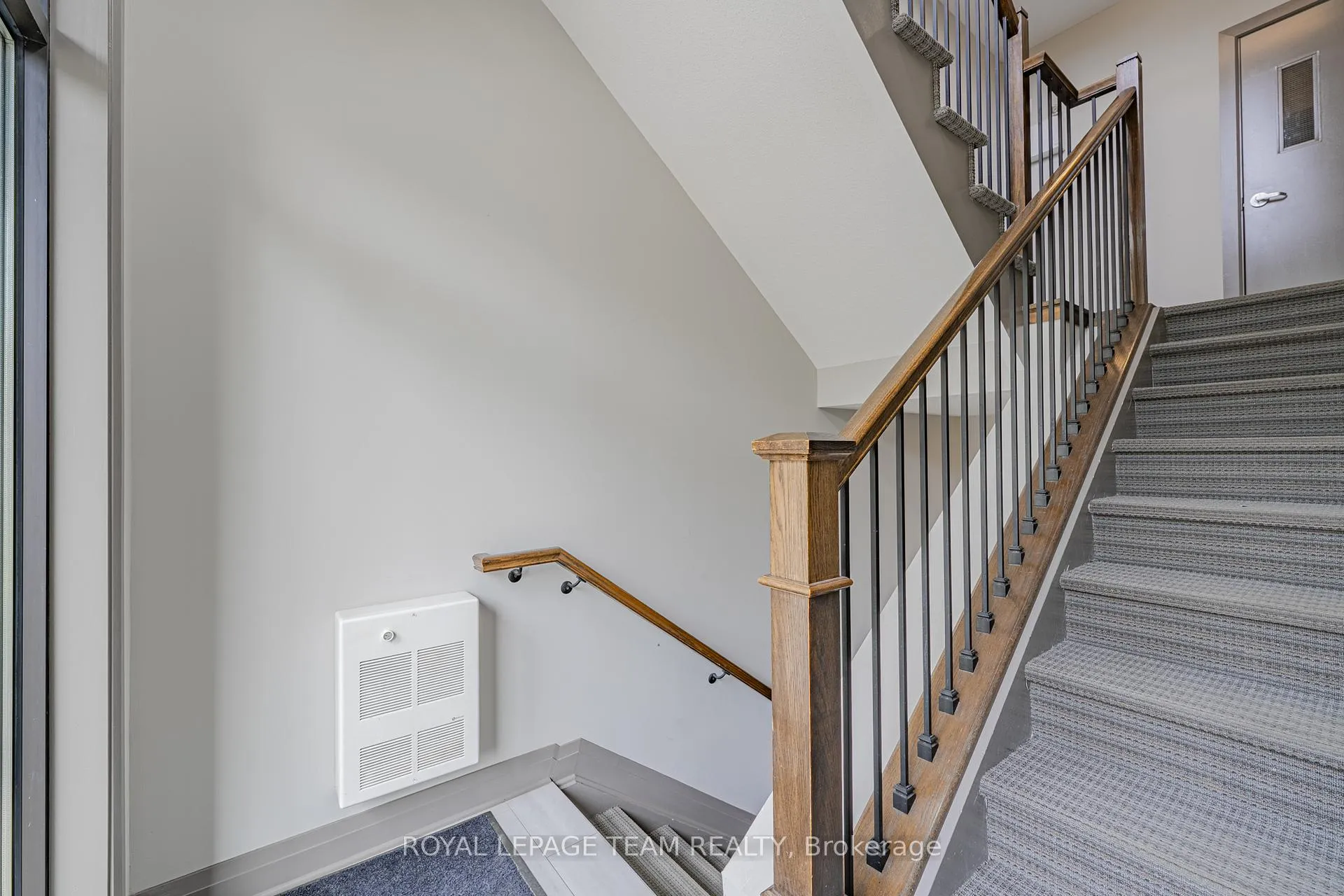 Photo 9 of Unit 304, 805 Beauparc Private, Ottawa, Cyrville — HOMEH