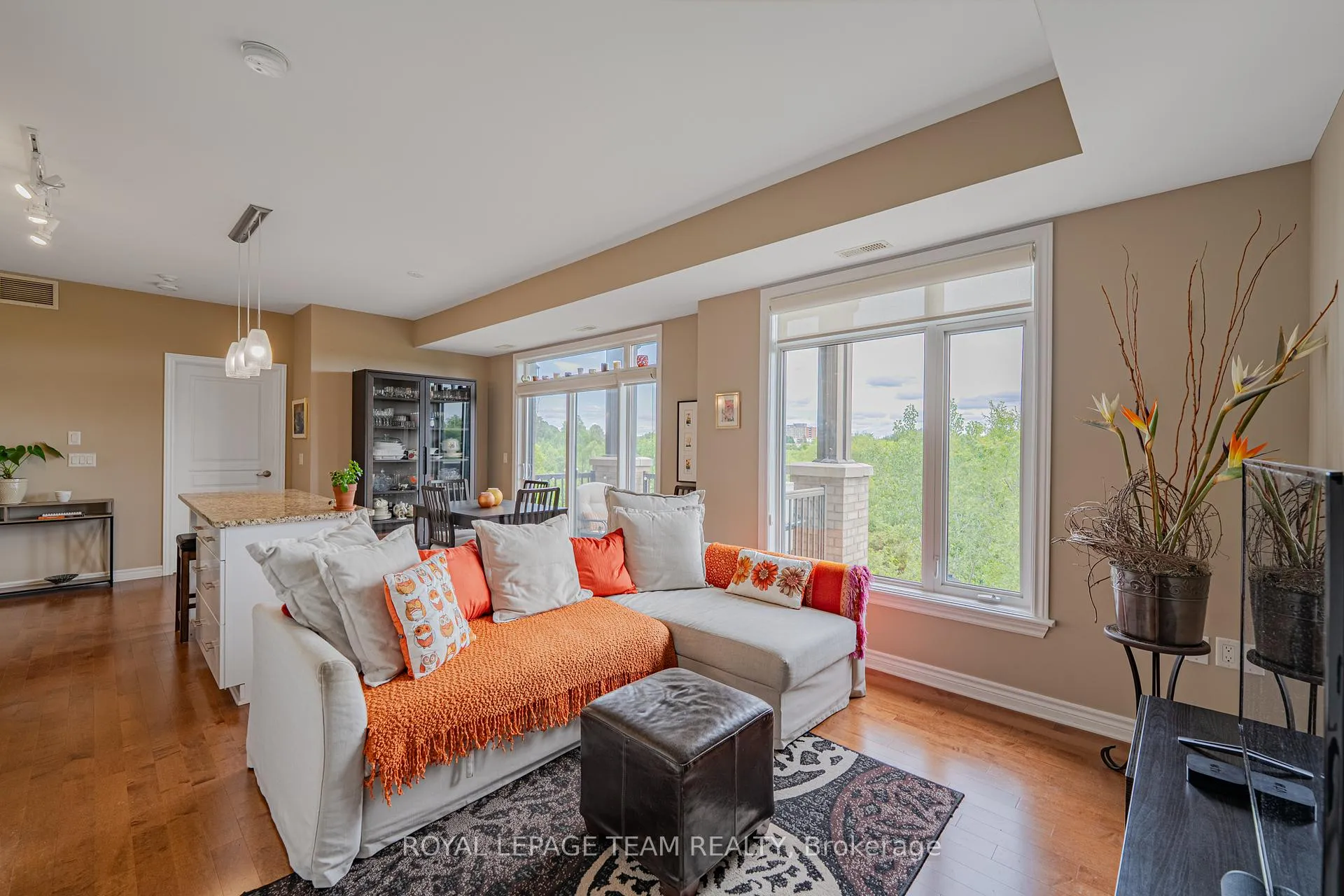Photo 16 of Unit 304, 805 Beauparc Private, Ottawa, Cyrville — HOMEH