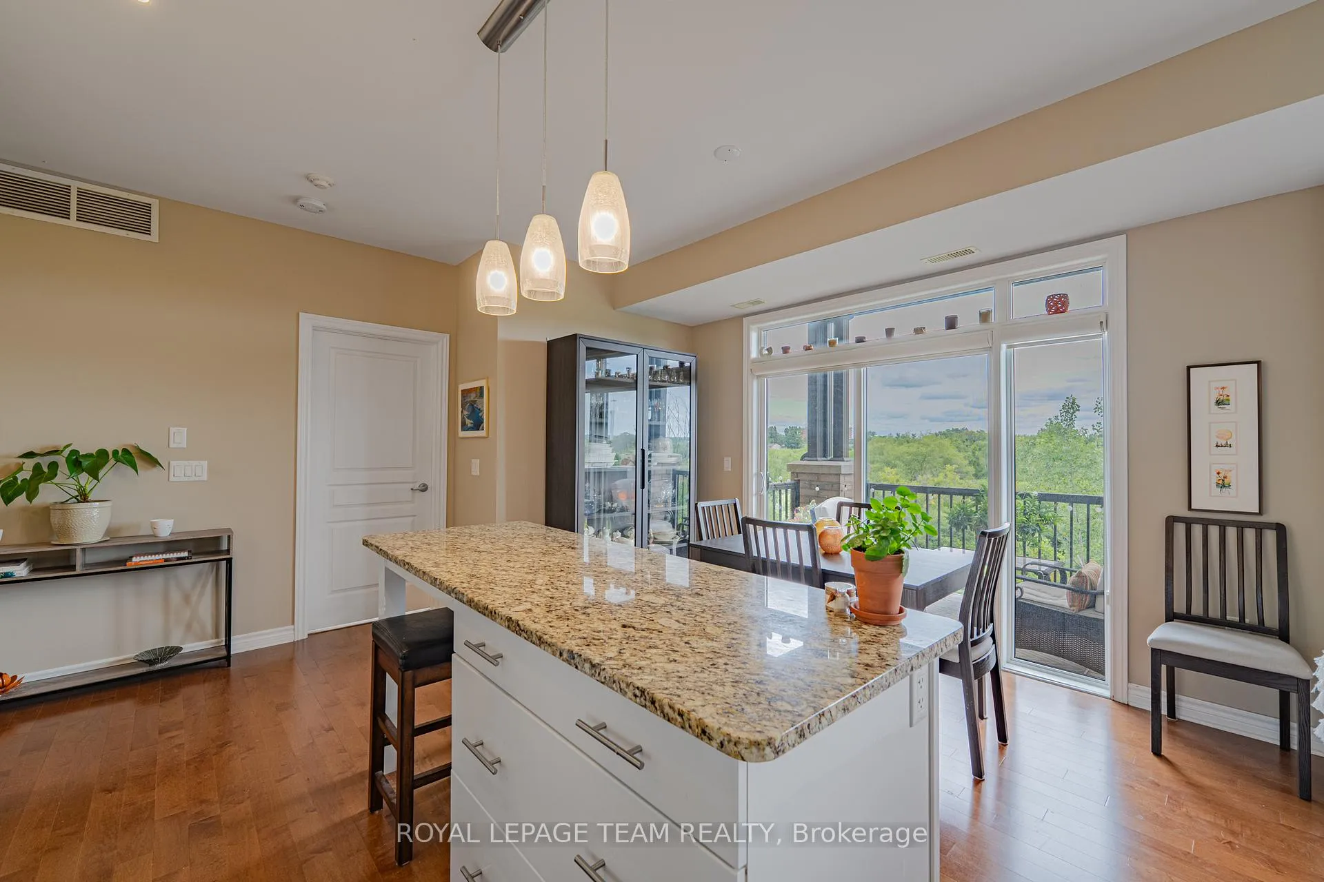 Photo 22 of Unit 304, 805 Beauparc Private, Ottawa, Cyrville — HOMEH