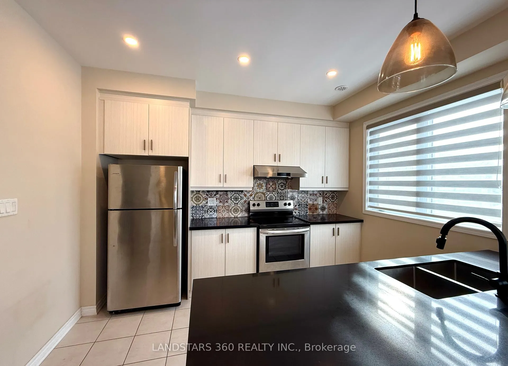 Photo 7 of 98 Cornell Centre Boulevard, Markham, Cornell — HOMEH
