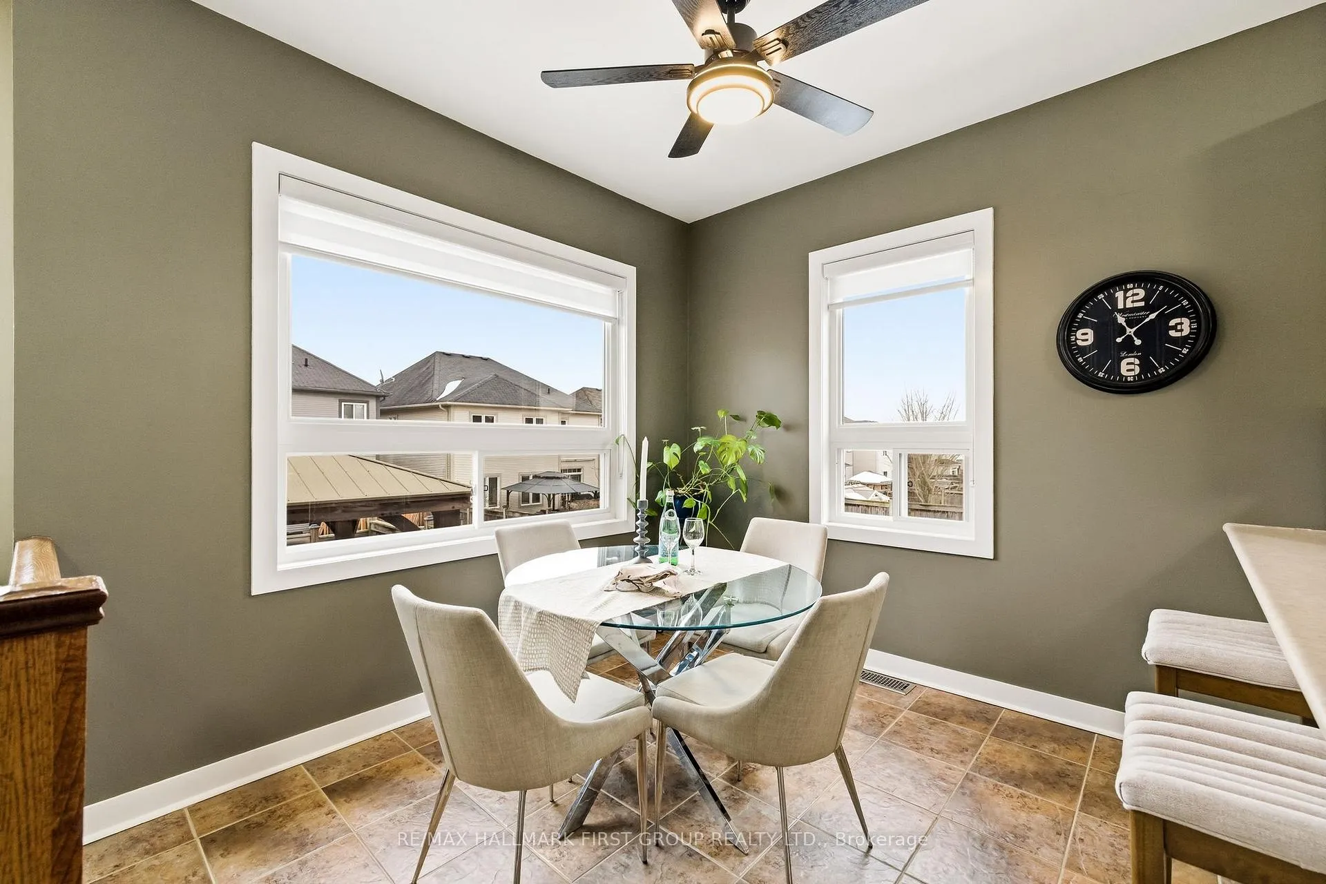 Photo 15 of 27 Keeler Crescent, Clarington, Bowmanville — HOMEH