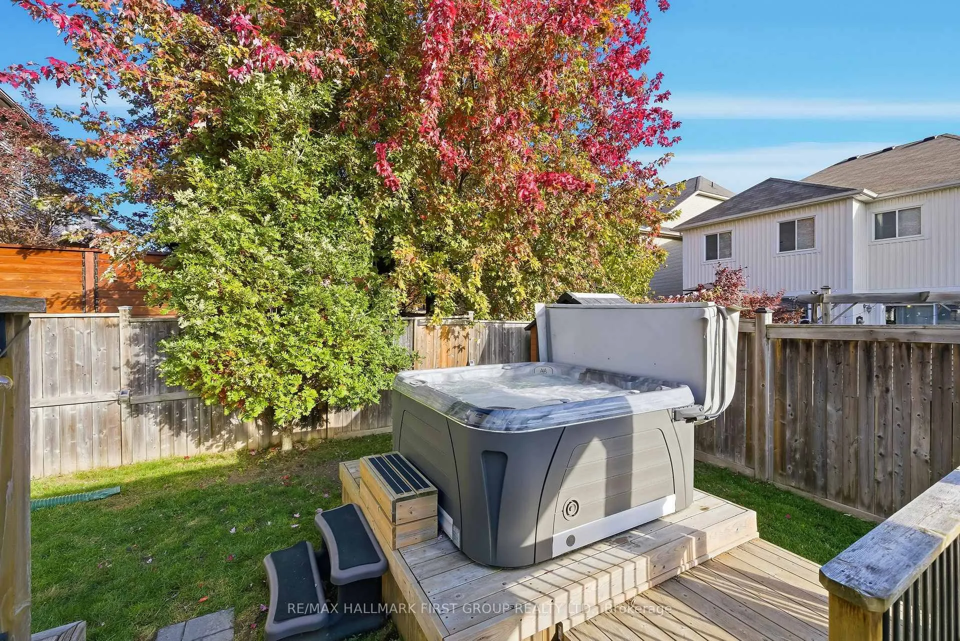Photo 40 of 27 Keeler Crescent, Clarington, Bowmanville — HOMEH