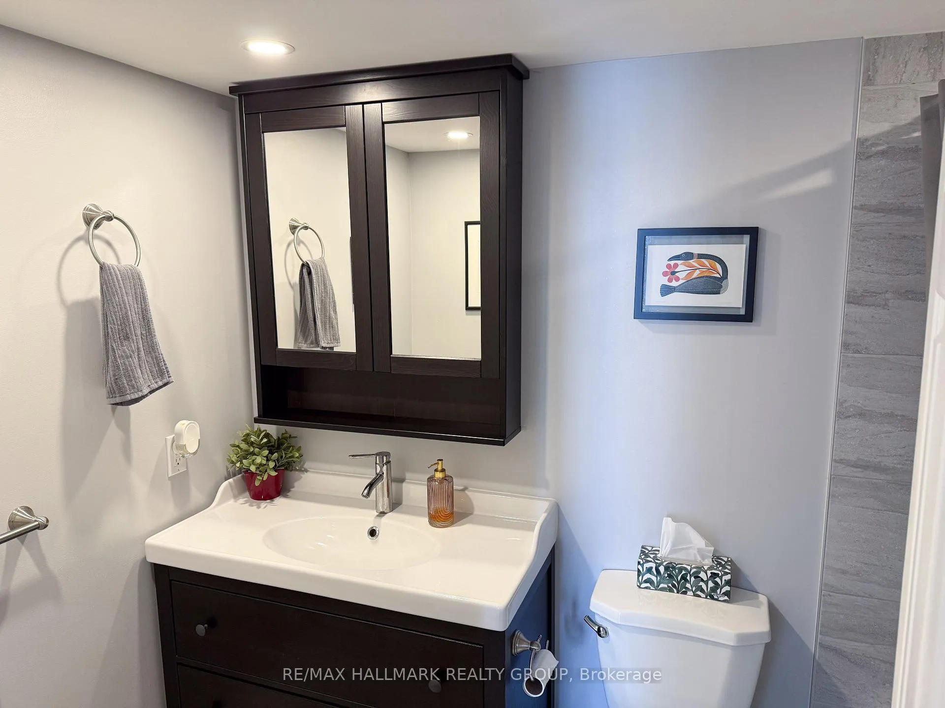 Photo 13 of Unit 203, 30 Charlevoix Street, Ottawa, Vanier — HOMEH