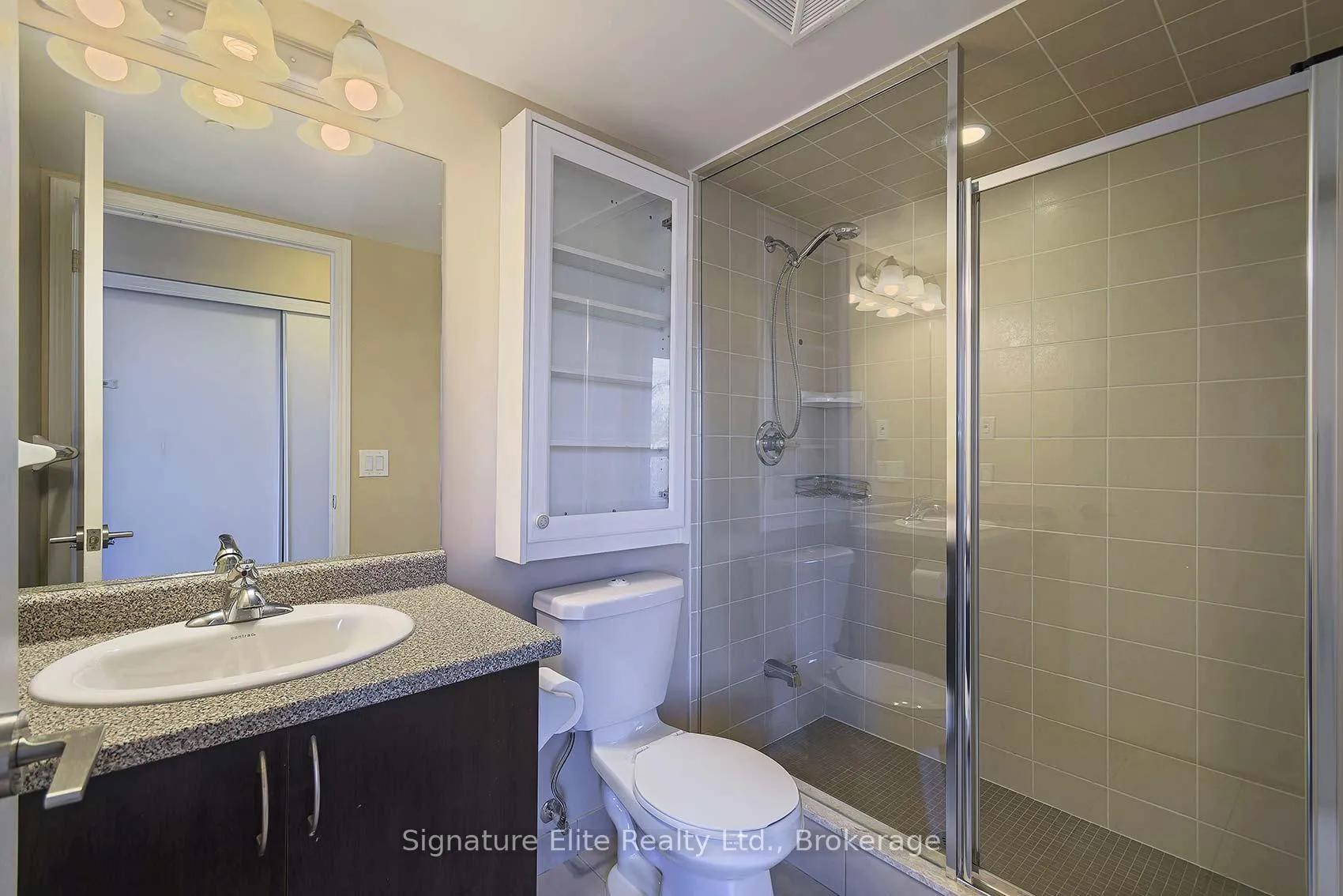 Photo 8 of Unit 304, 35 Saranac Boulevard, Toronto, Englemount-Lawrence — HOMEH
