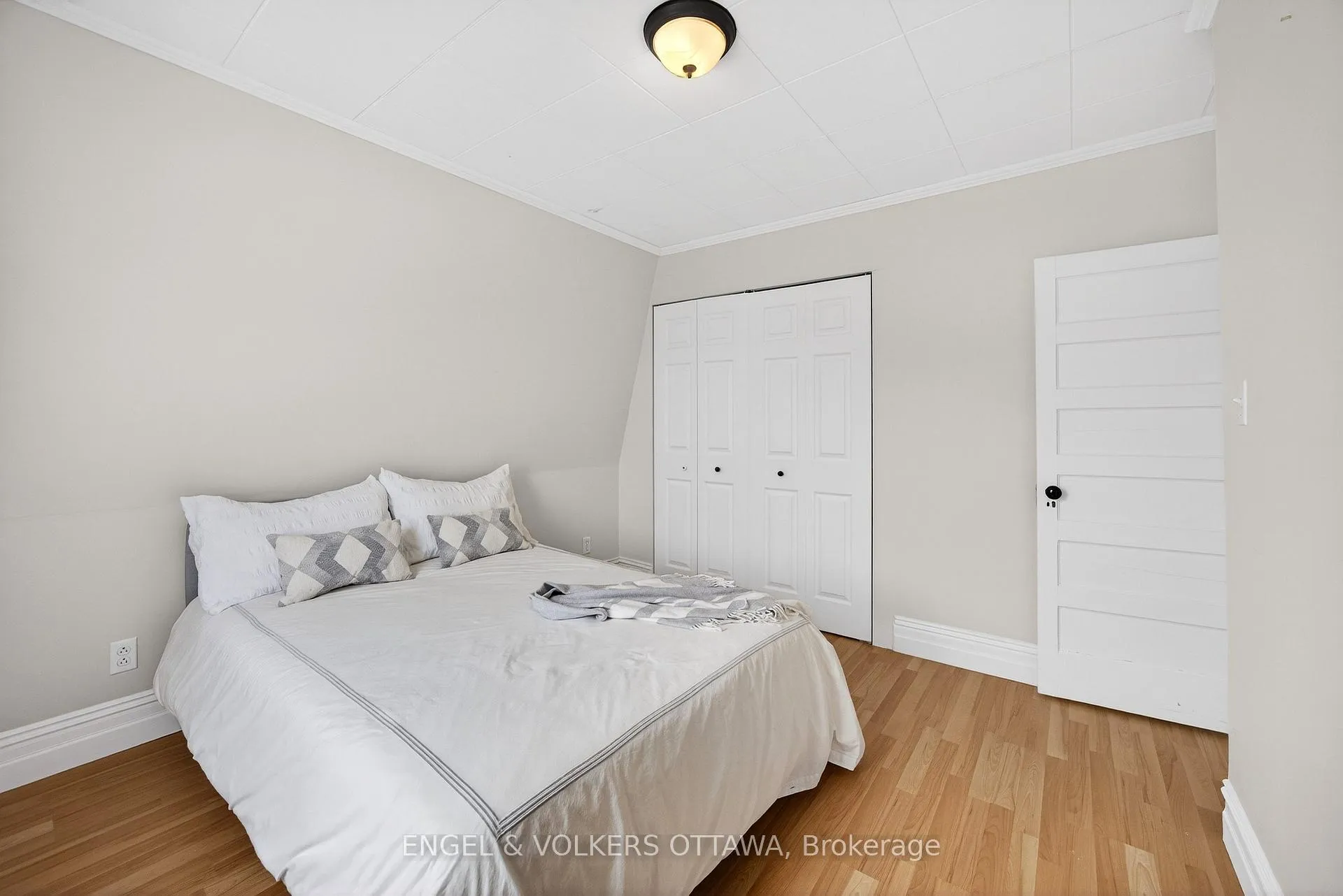 Photo 29 of 27 King George Street, Ottawa, Overbrook — HOMEH