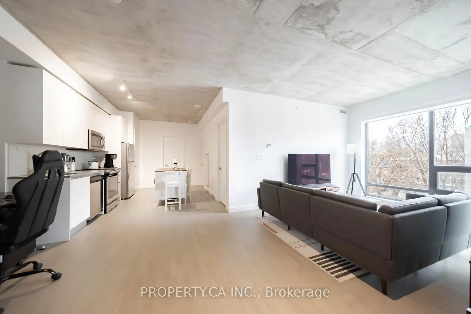 Photo 4 of Unit 308, 246 Logan Avenue, Toronto, South Riverdale — HOMEH