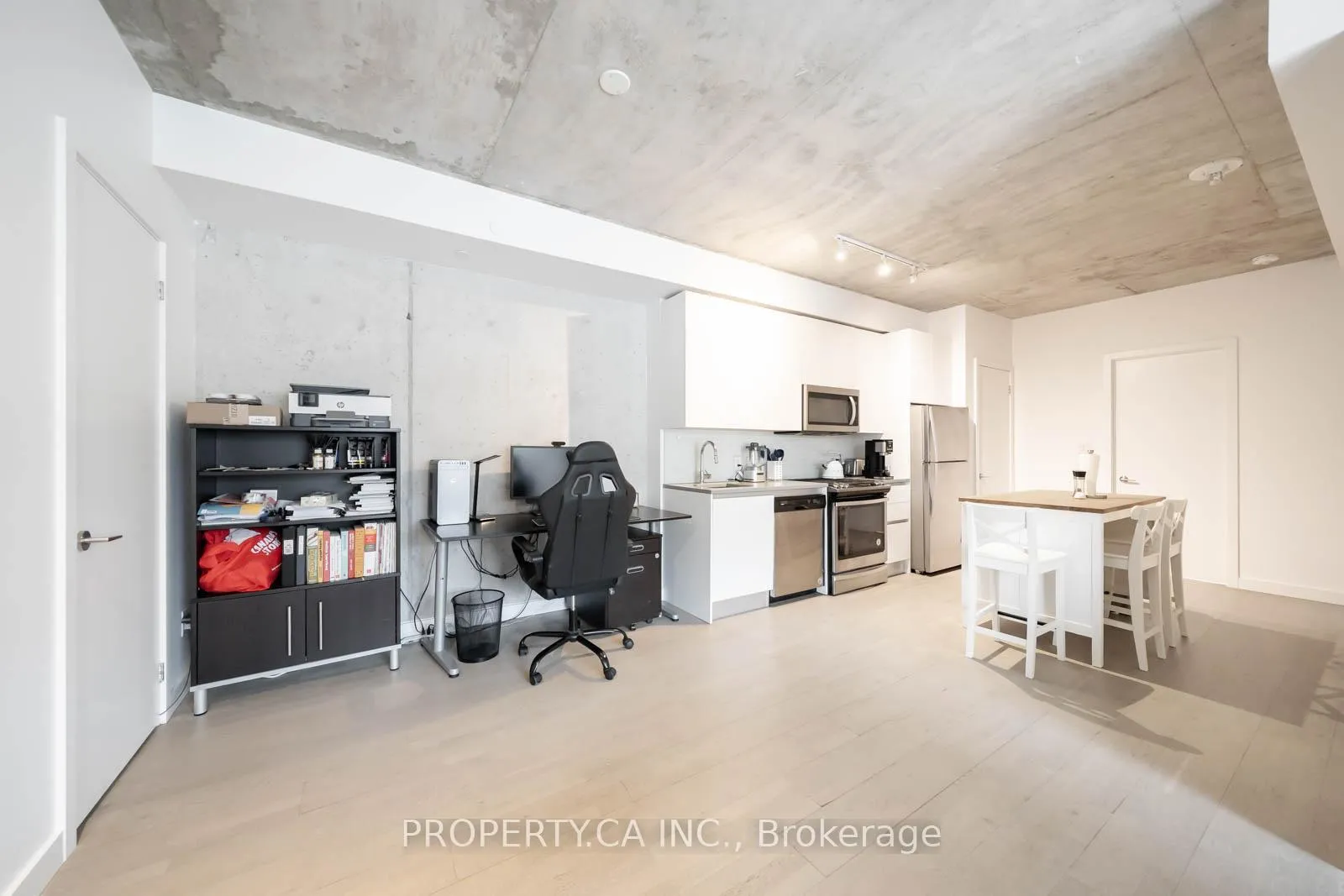 Photo 5 of Unit 308, 246 Logan Avenue, Toronto, South Riverdale — HOMEH