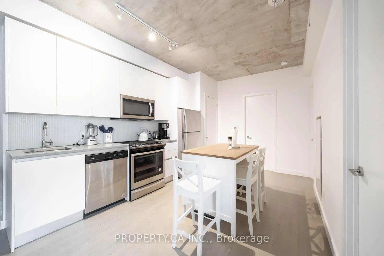 Photo 10 of Unit 308, 246 Logan Avenue, Toronto, South Riverdale — HOMEH