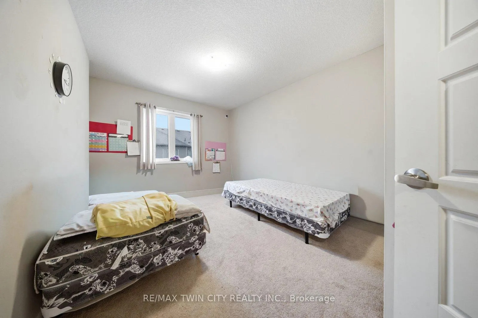 Photo 15 of 126 Munro Circle, Brantford, Empire South — HOMEH