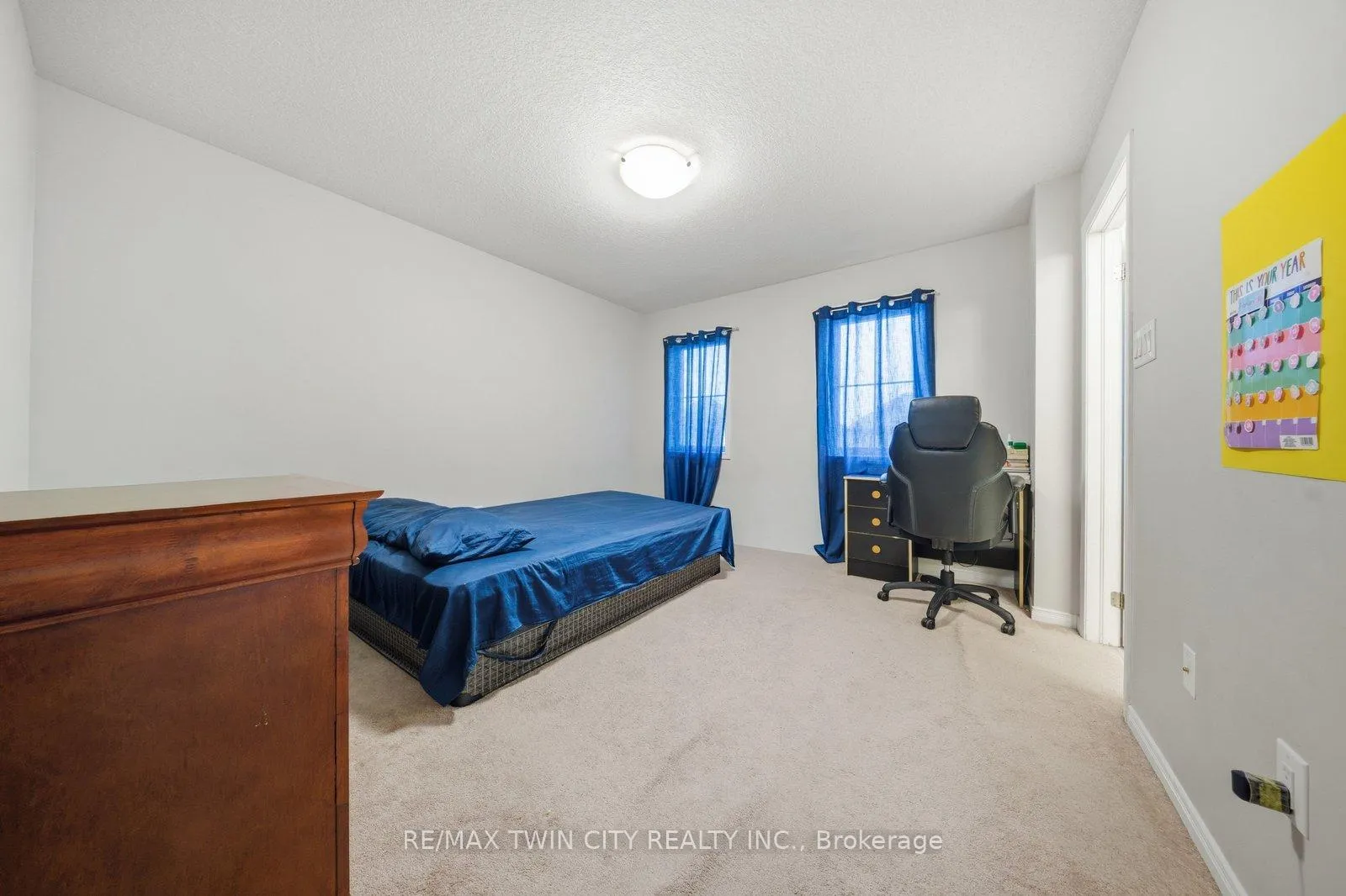 Photo 17 of 126 Munro Circle, Brantford, Empire South — HOMEH