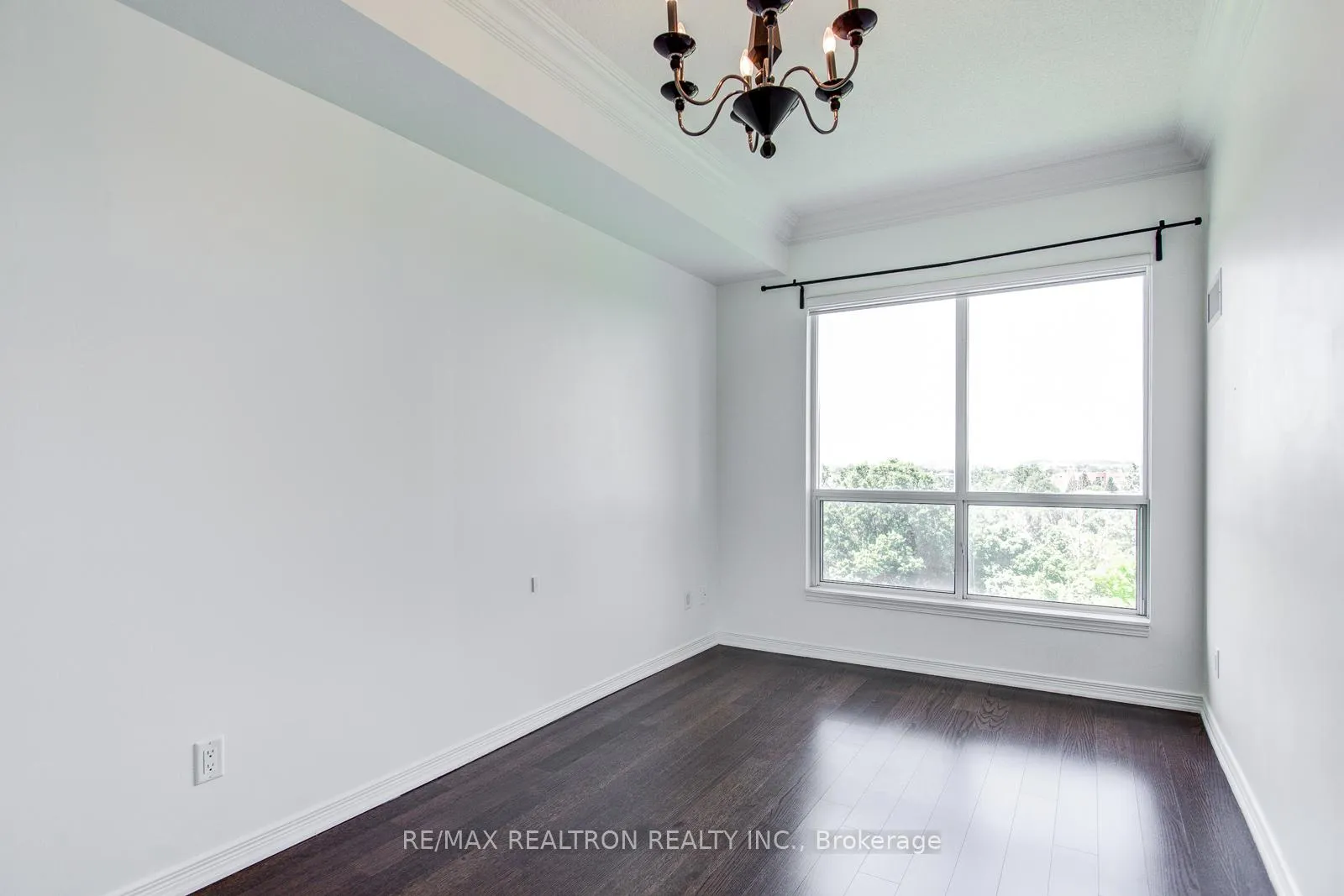 Photo 16 of Unit 710, 8 Maison Parc Court, Vaughan, Lakeview Estates — HOMEH