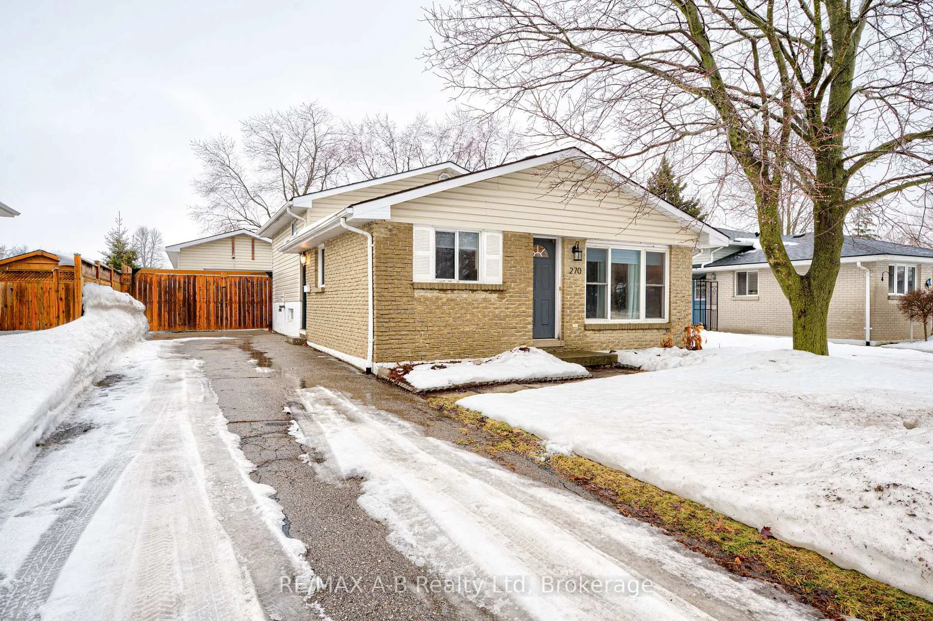 Photo 2 of 270 Home Street, Stratford — HOMEH