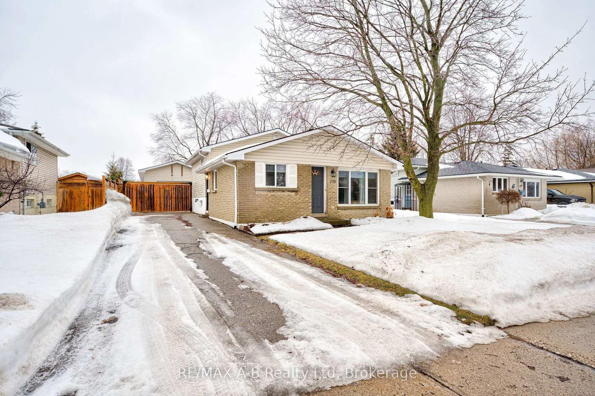 Photo 3 of 270 Home Street, Stratford — HOMEH