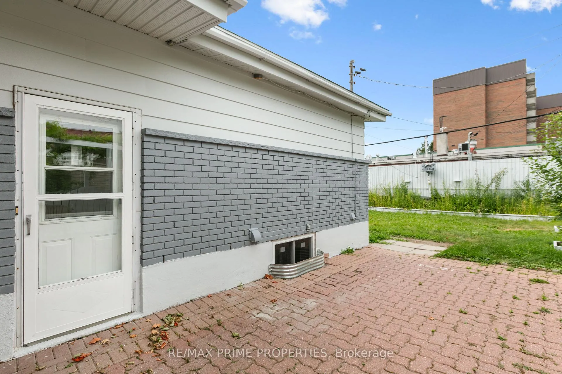 Photo 22 of 1035 Connery Avenue, Ottawa, Elmvale Acres/Urbandale — HOMEH