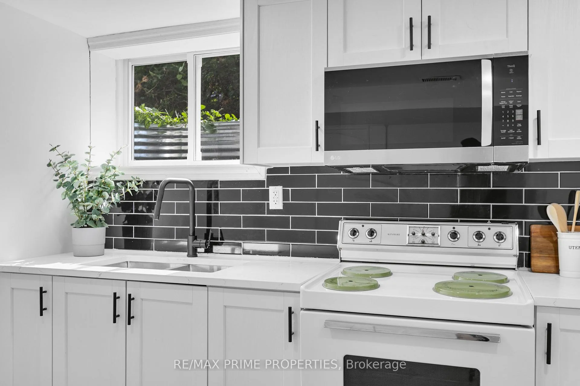 Photo 32 of 1035 Connery Avenue, Ottawa, Elmvale Acres/Urbandale — HOMEH