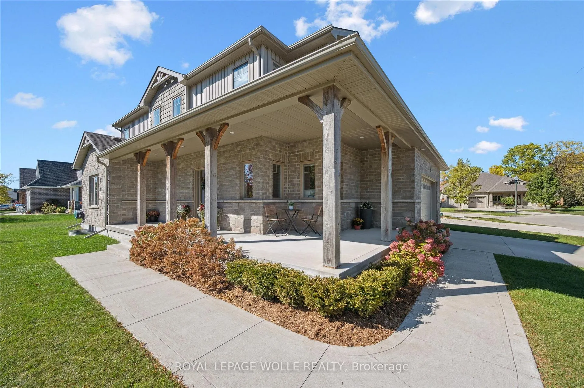 Photo 4 of 8 Griffith Court, North Perth, Listowel — HOMEH