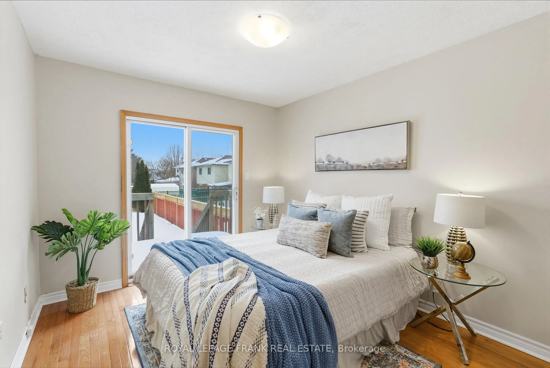 Photo 15 of 102 Turnberry Crescent, Clarington, Courtice — HOMEH