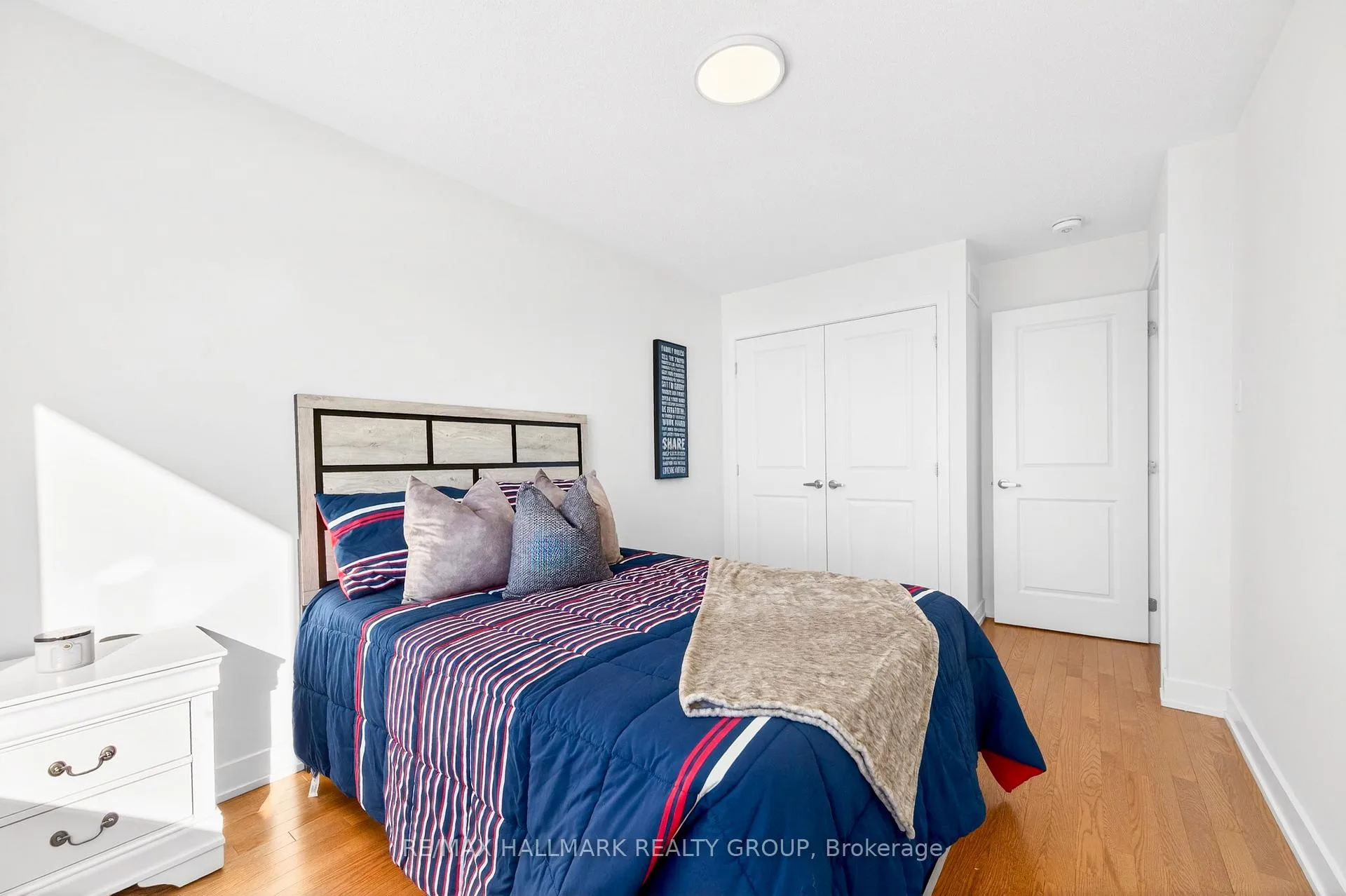 Photo 22 of 307 Ibanez Walk, Ottawa, Leitrim — HOMEH