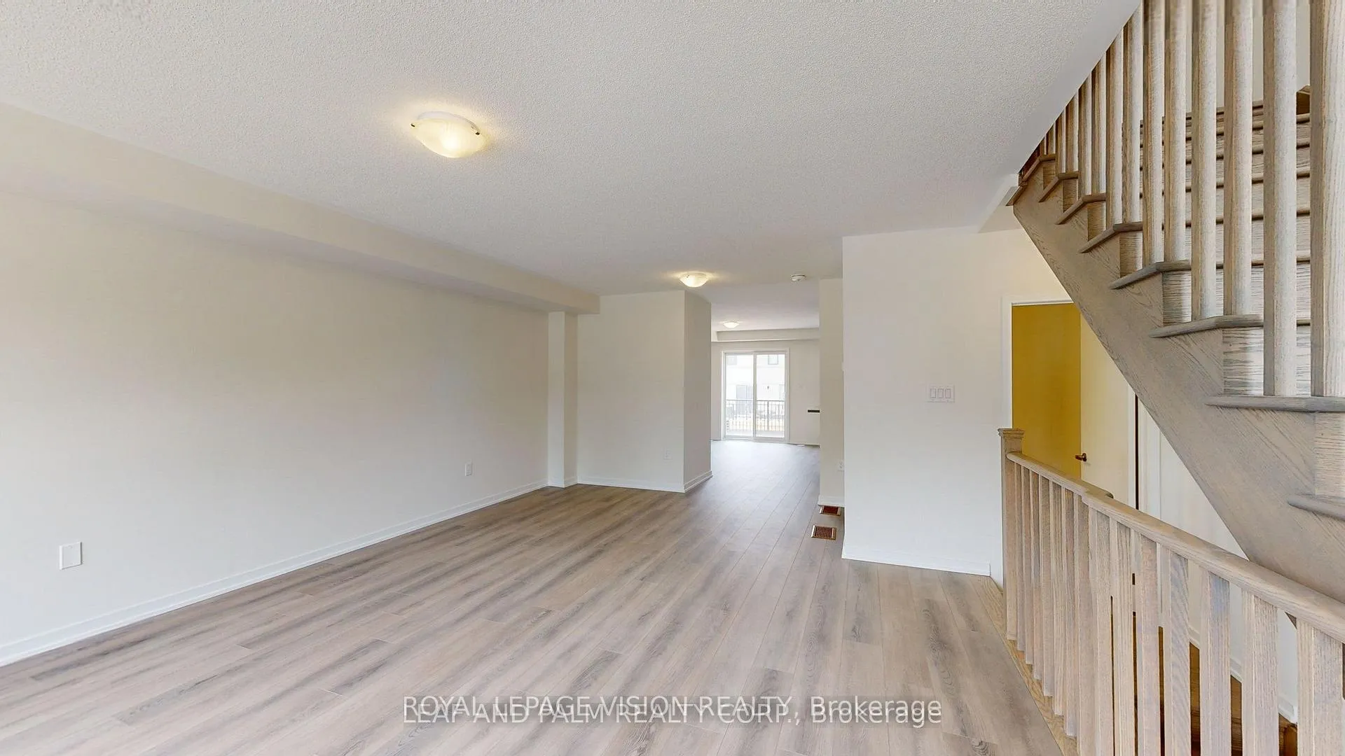 Photo 9 of Unit 256, 256 Townline Road N, Oshawa, Eastdale — HOMEH