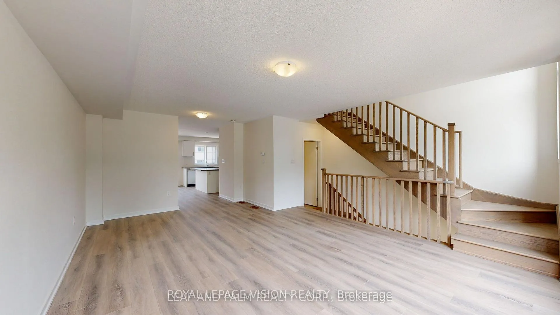Photo 10 of Unit 256, 256 Townline Road N, Oshawa, Eastdale — HOMEH