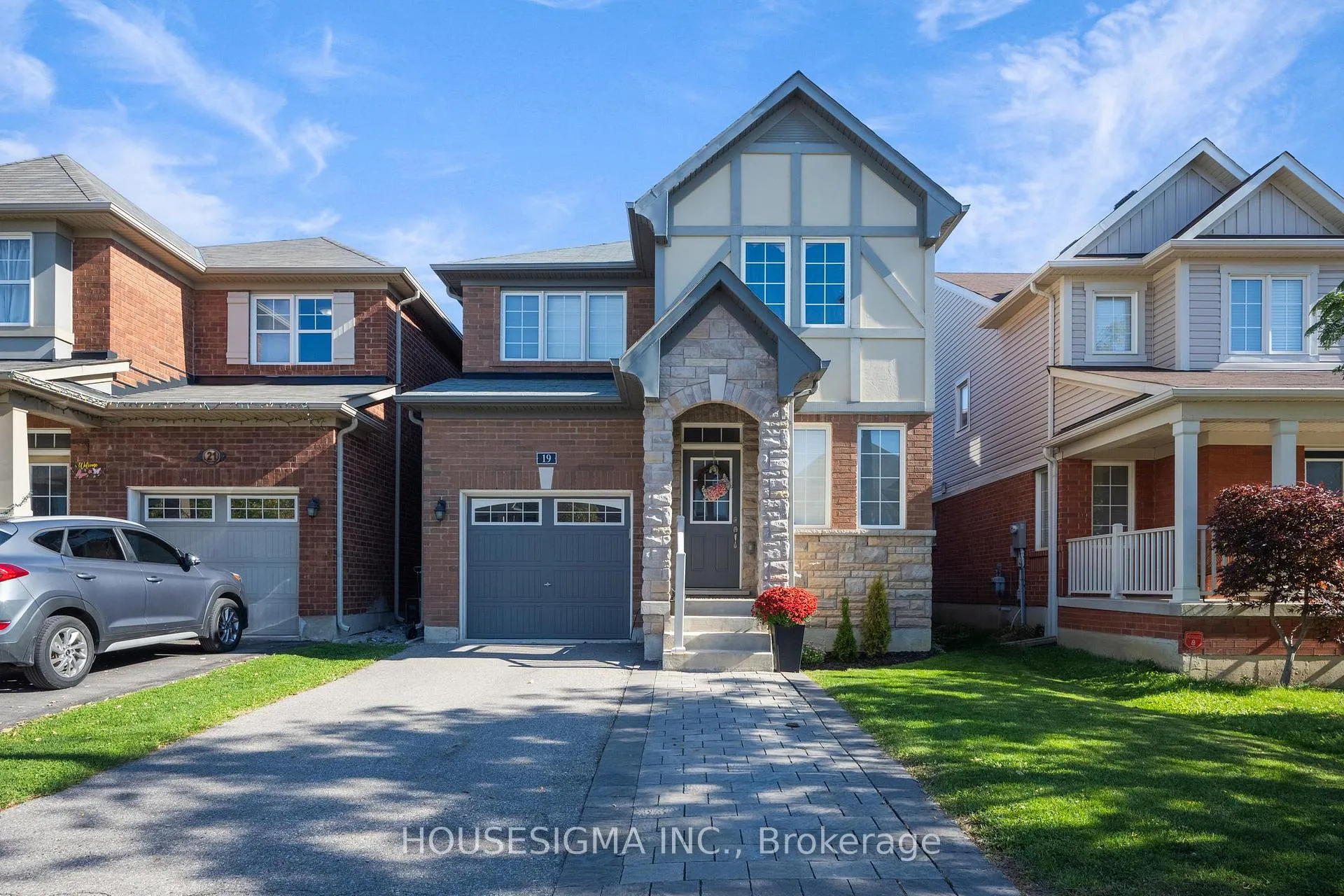 Photo 1 of 19 Seafair Crescent, Brampton, Fletcher's West — HOMEH