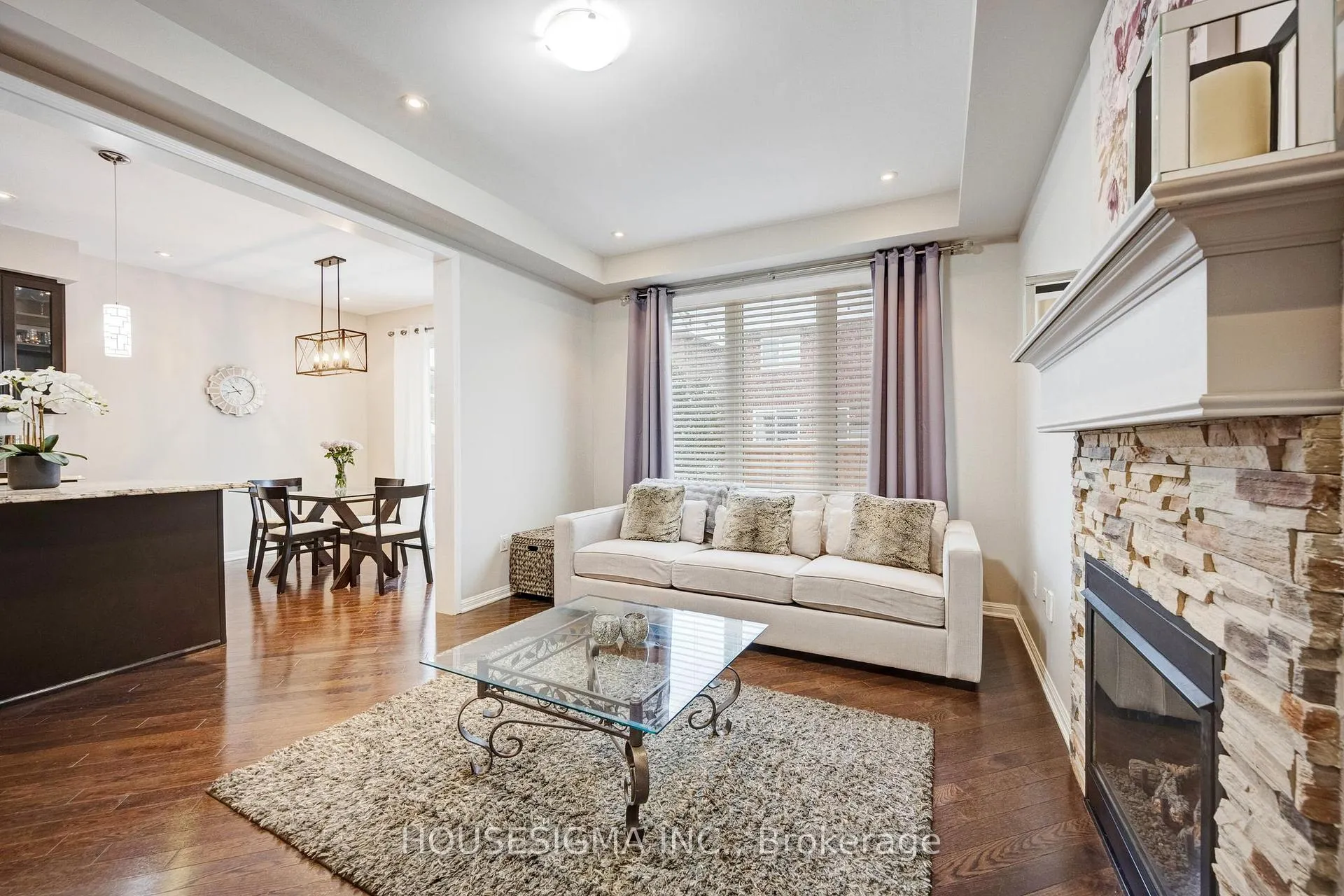 Photo 11 of 19 Seafair Crescent, Brampton, Fletcher's West — HOMEH