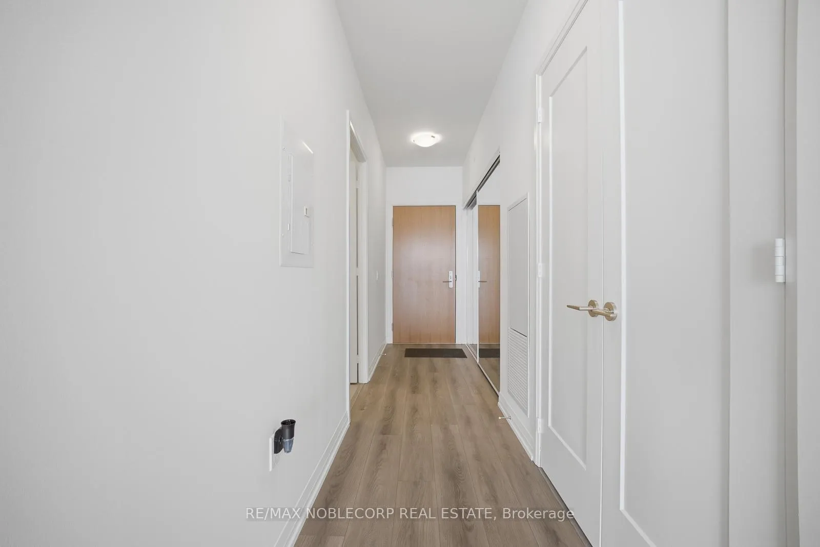 Photo 2 of Unit 1414, 8960 Jane Street, Vaughan, Vellore Village — HOMEH