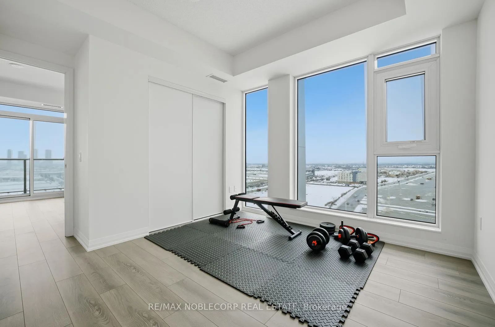 Photo 11 of Unit 1414, 8960 Jane Street, Vaughan, Vellore Village — HOMEH