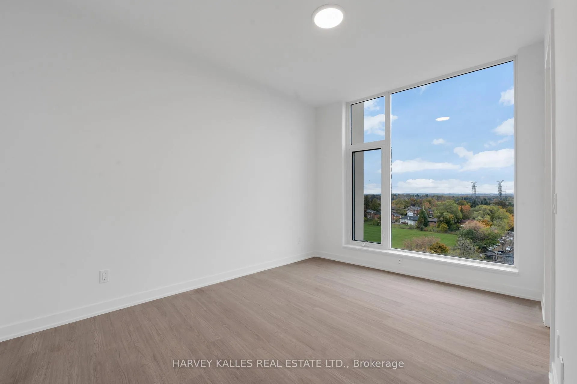 Photo 19 of Unit 911, 8188 Yonge Street, Vaughan, Uplands — HOMEH