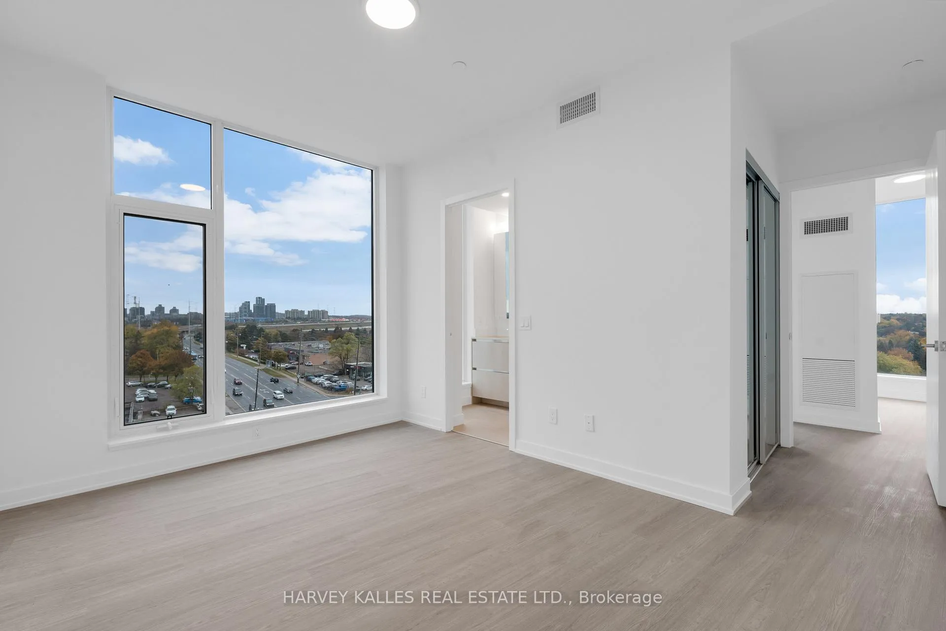 Photo 20 of Unit 911, 8188 Yonge Street, Vaughan, Uplands — HOMEH