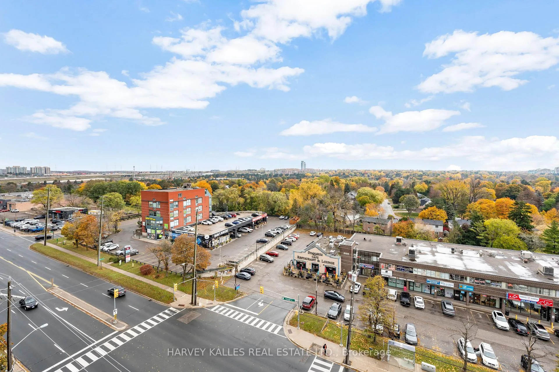 Photo 31 of Unit 911, 8188 Yonge Street, Vaughan, Uplands — HOMEH